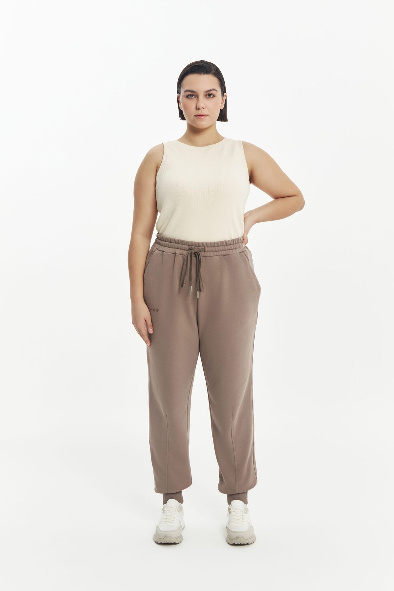 Брюки-джоггеры