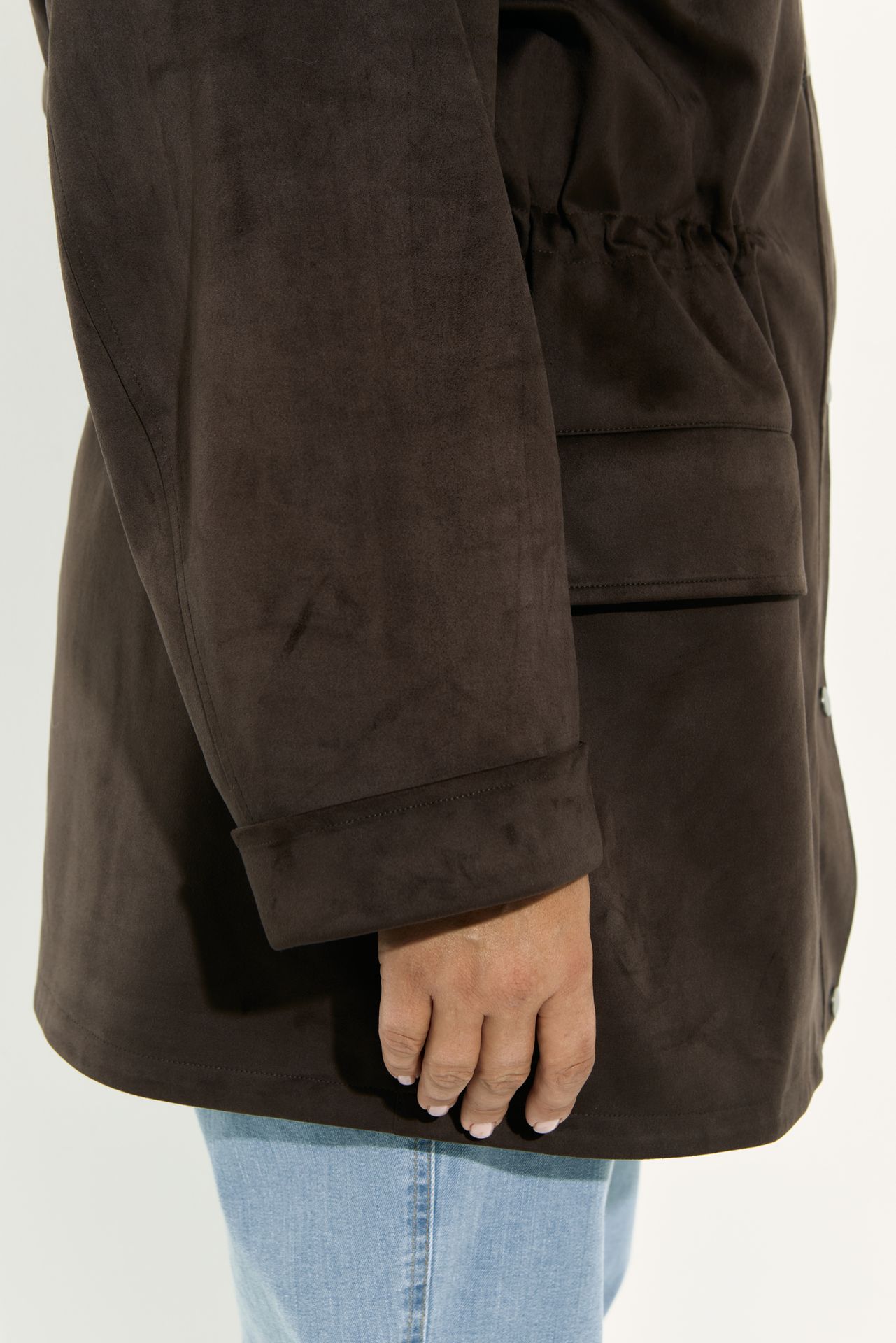 Куртка-ветровка