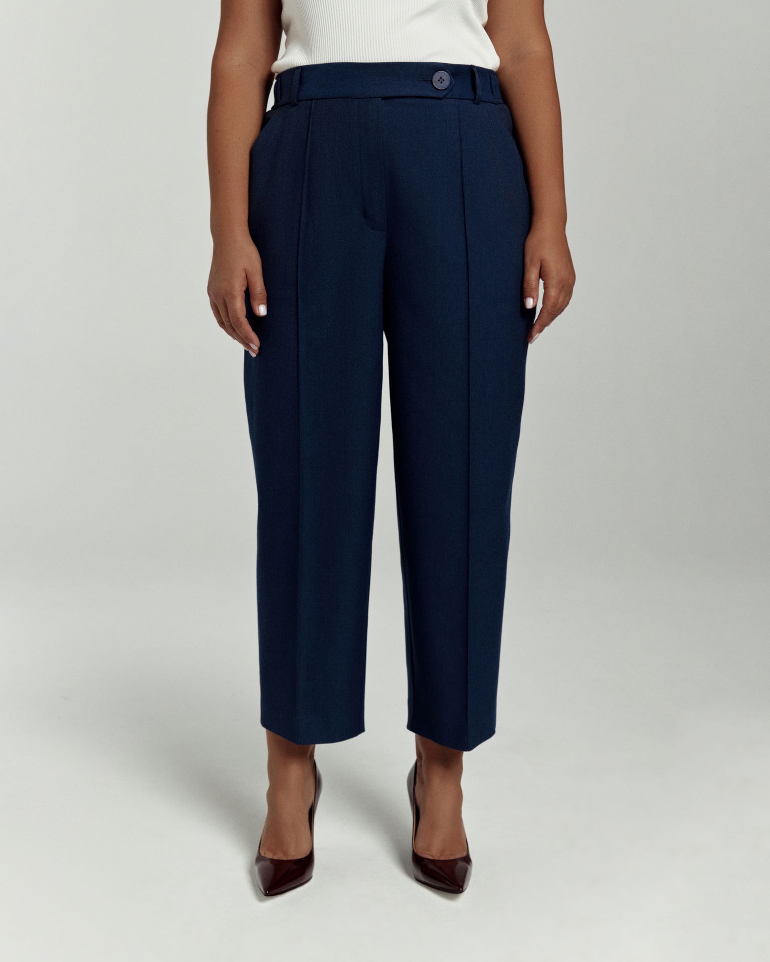 Брюки-бананы