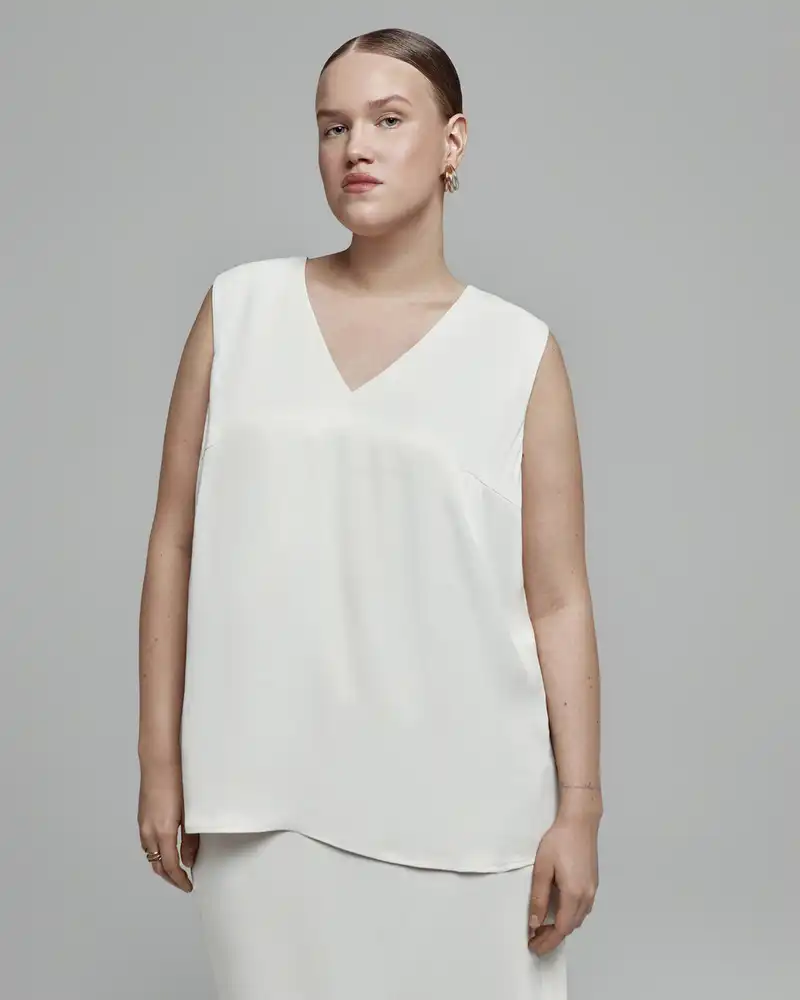 Топ струящийся NAVSEGDA