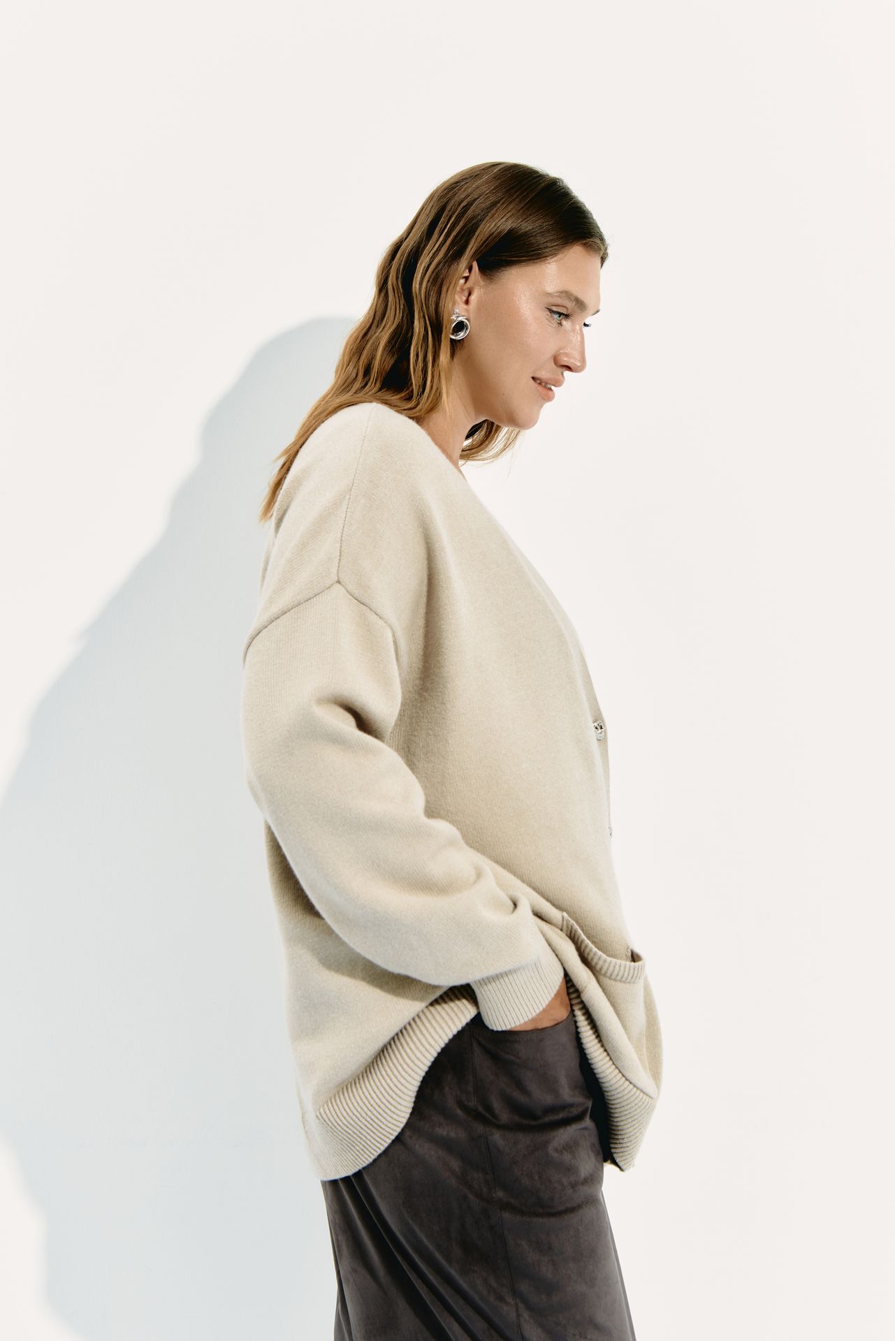 Кардиган с металлическими пуговицами