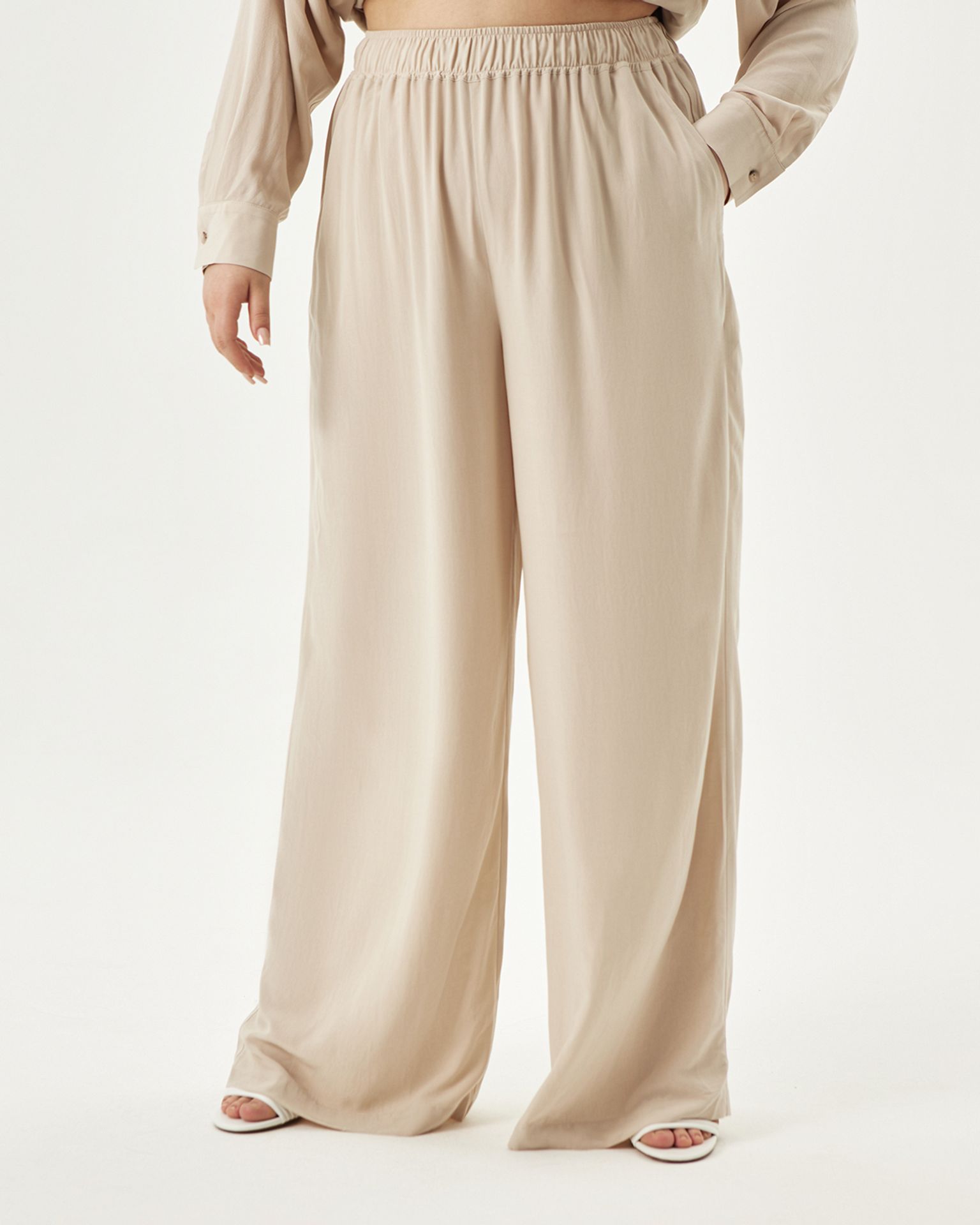 Струящиеся брюки