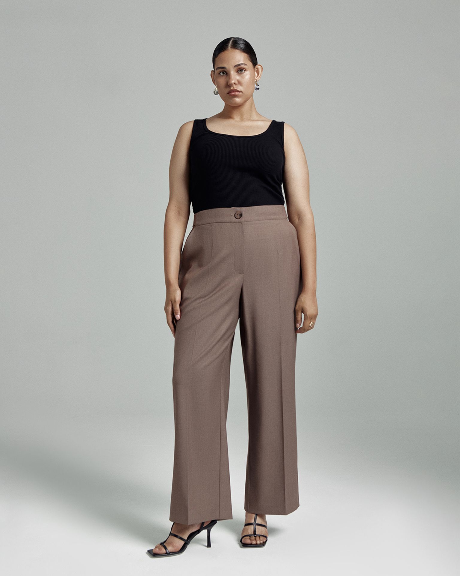 Брюки прямые на резинке