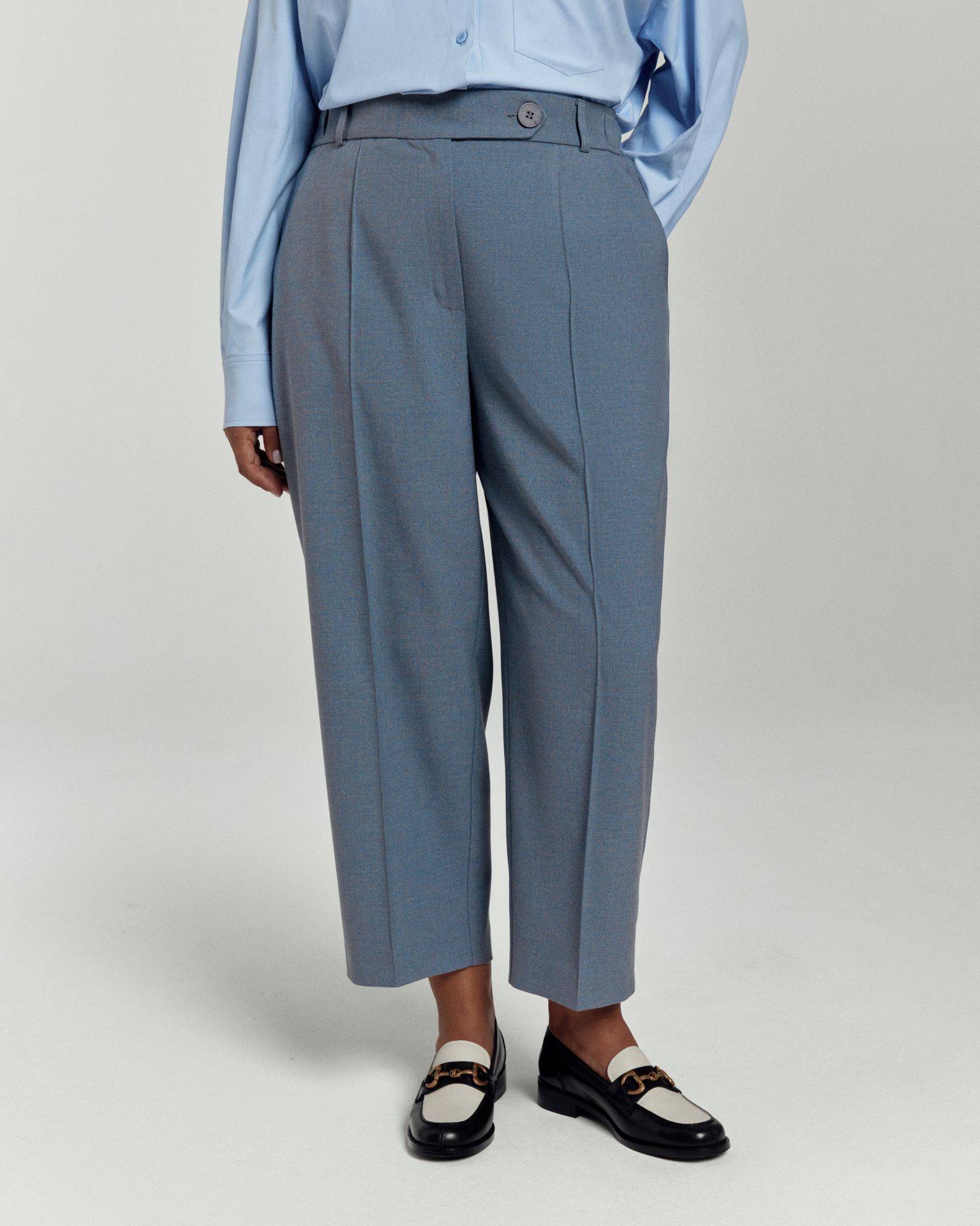 Брюки-бананы