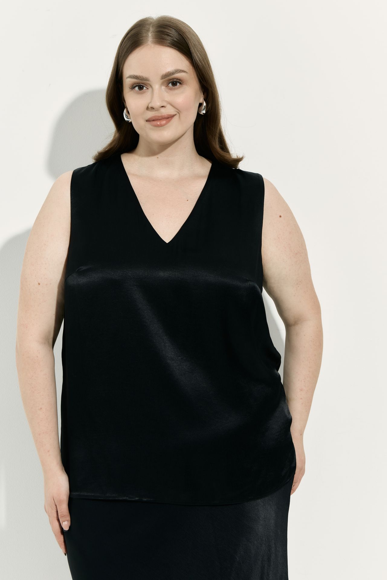 Топ струящийся NAVSEGDA