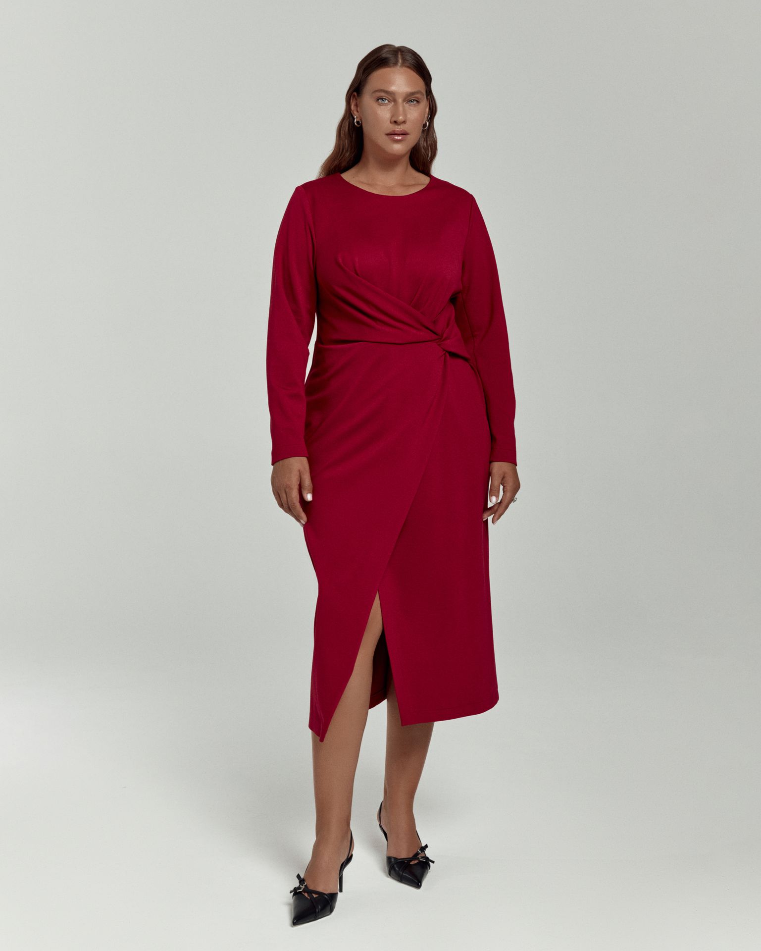 Платье трикотажное с узлом