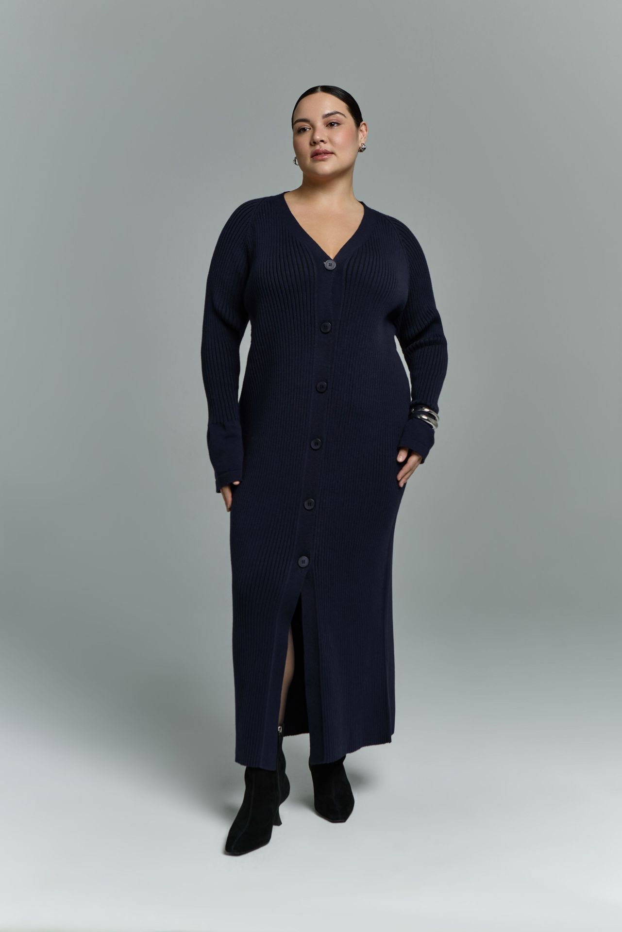 Пратье на пуговицах GLINT