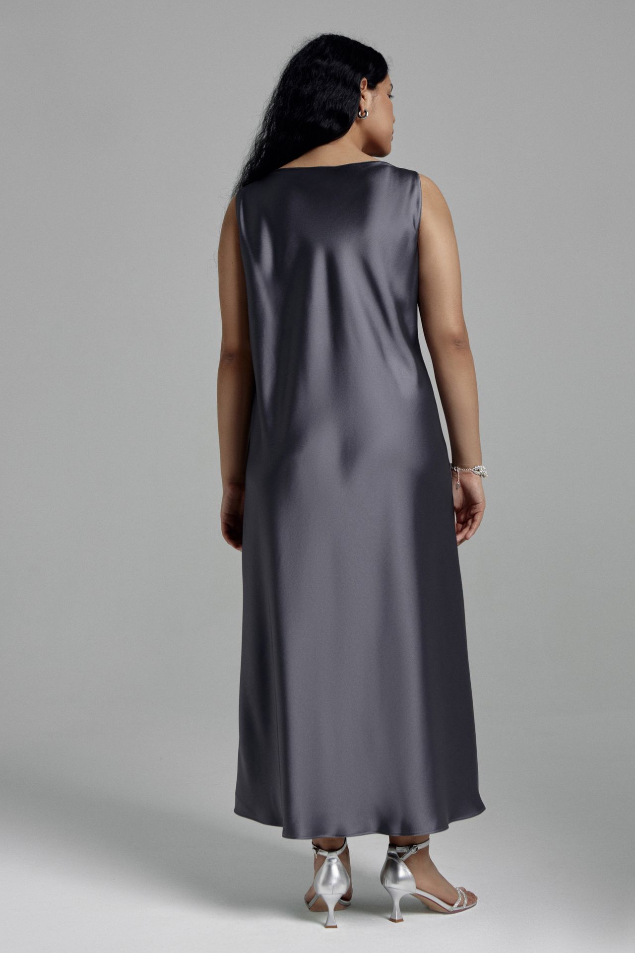 Платье струящиеся