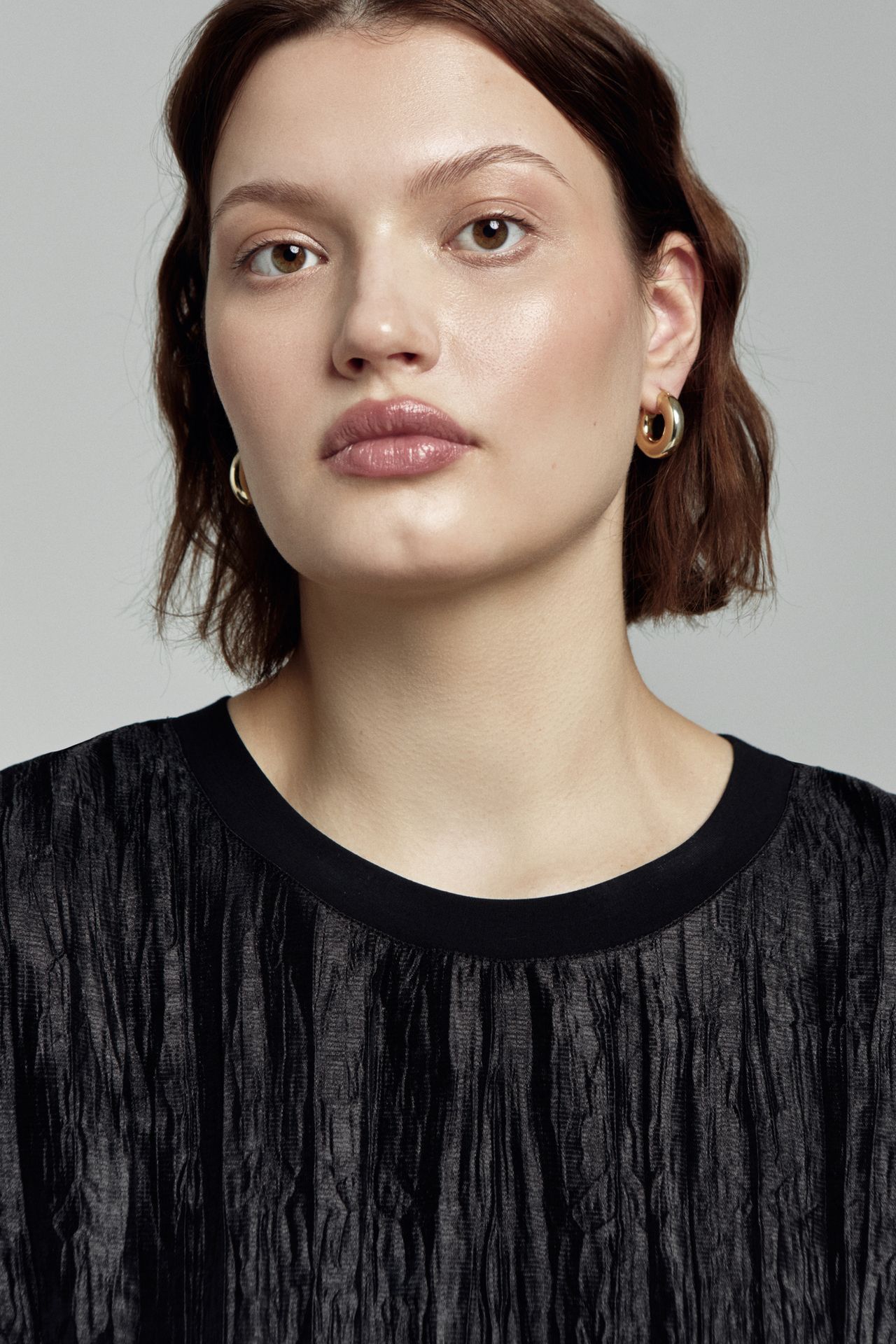 Топ-блуза из жатой ткани