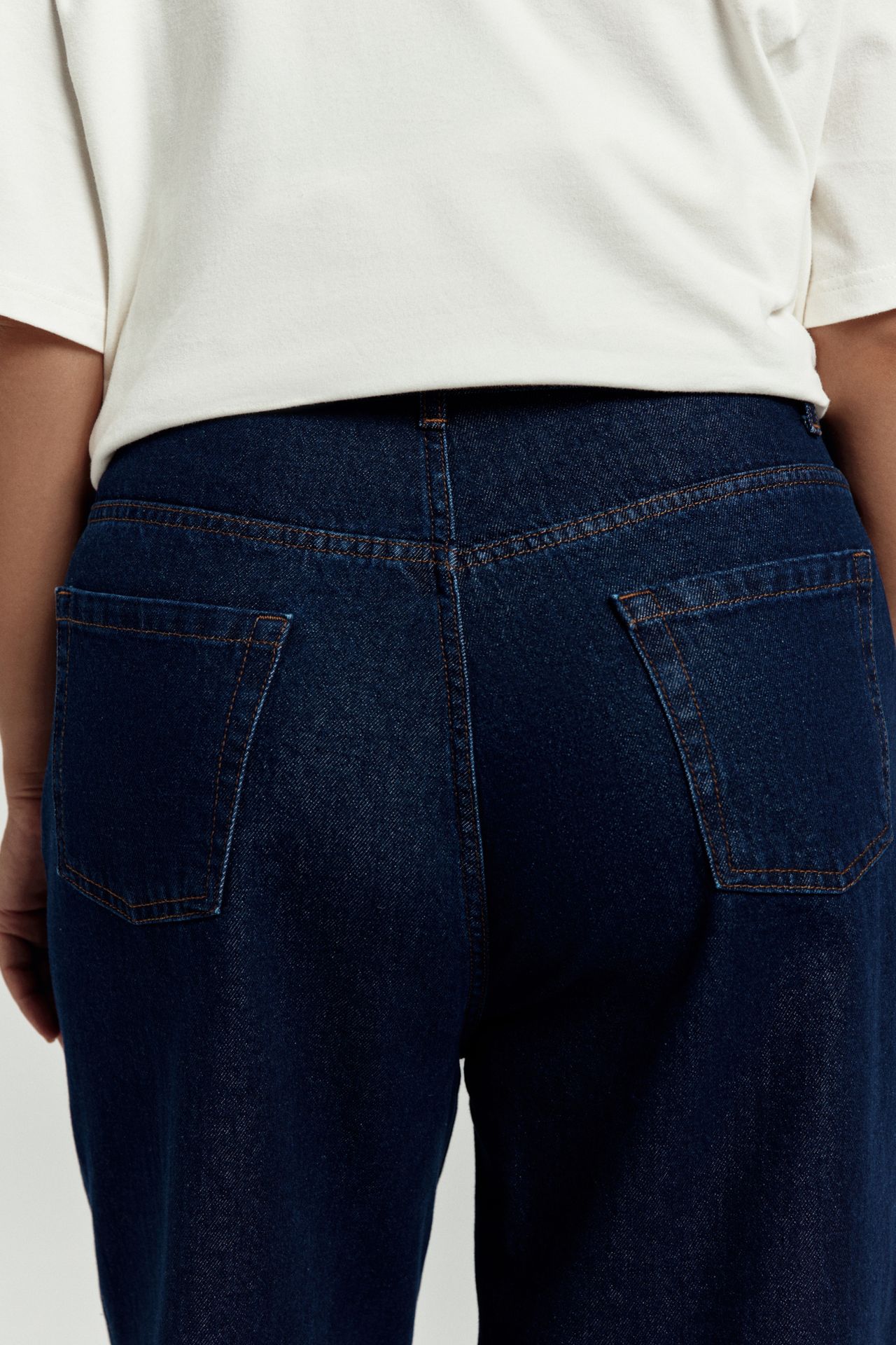 Джинсы широкие HARLOW