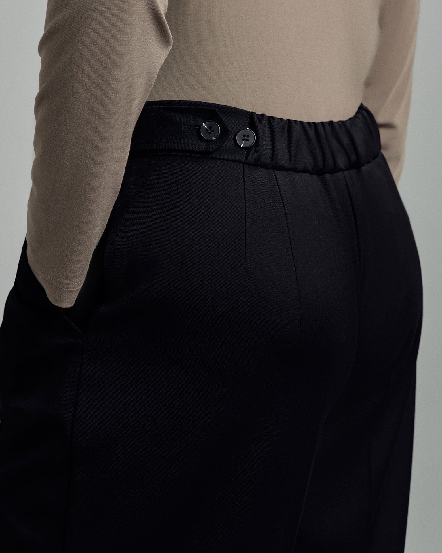 Брюки прямые на резинке