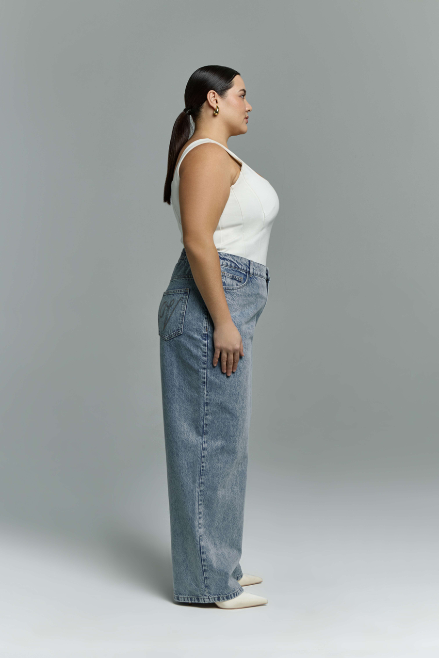 Джинсы с вышивкой Бритни