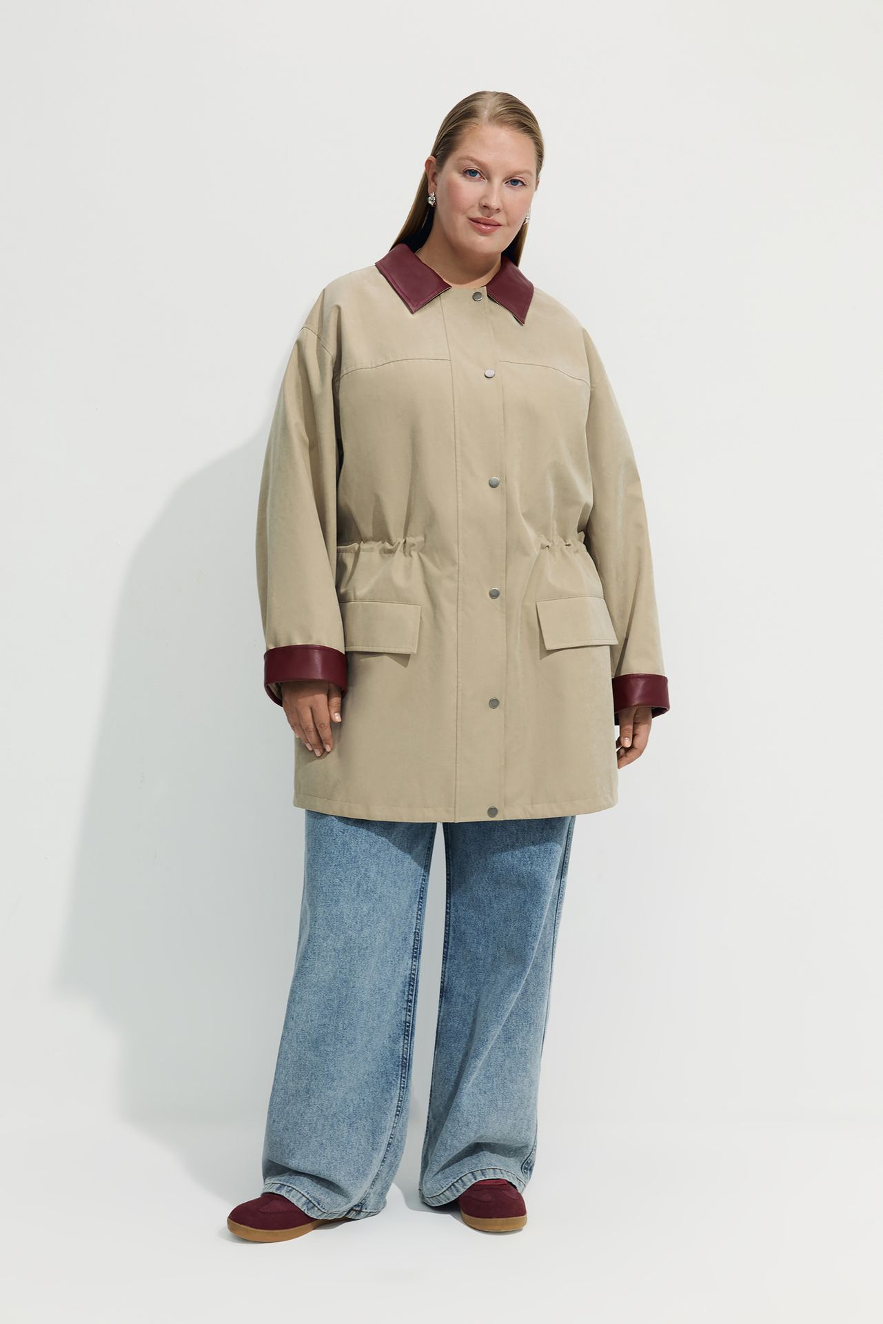 Куртка-ветровка