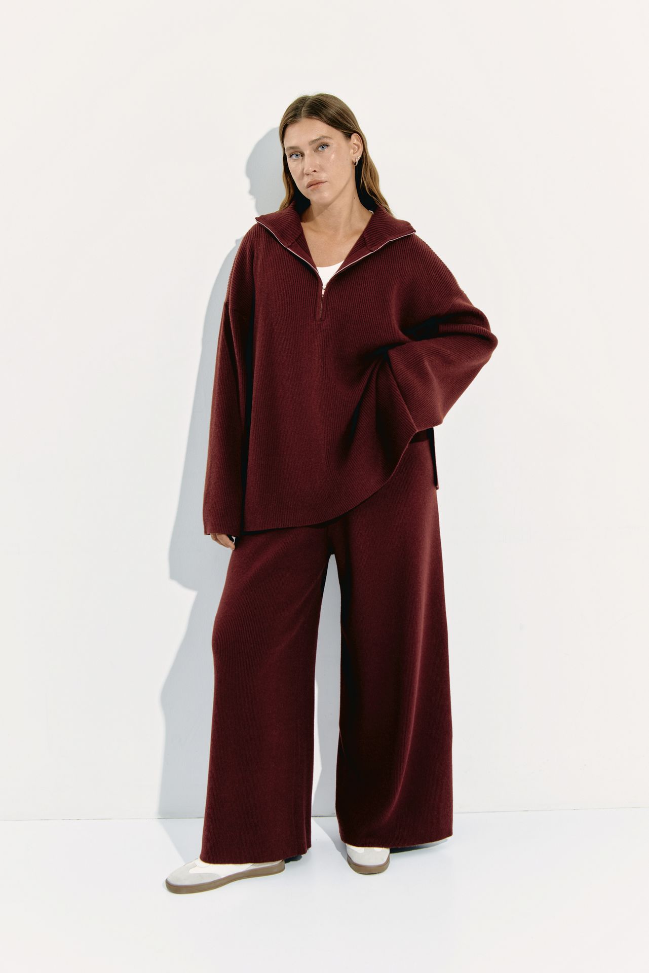 Брюки вязаные