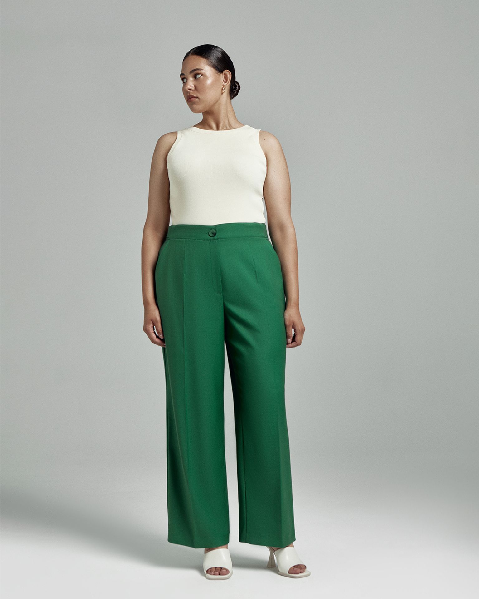 Брюки прямые на резинке