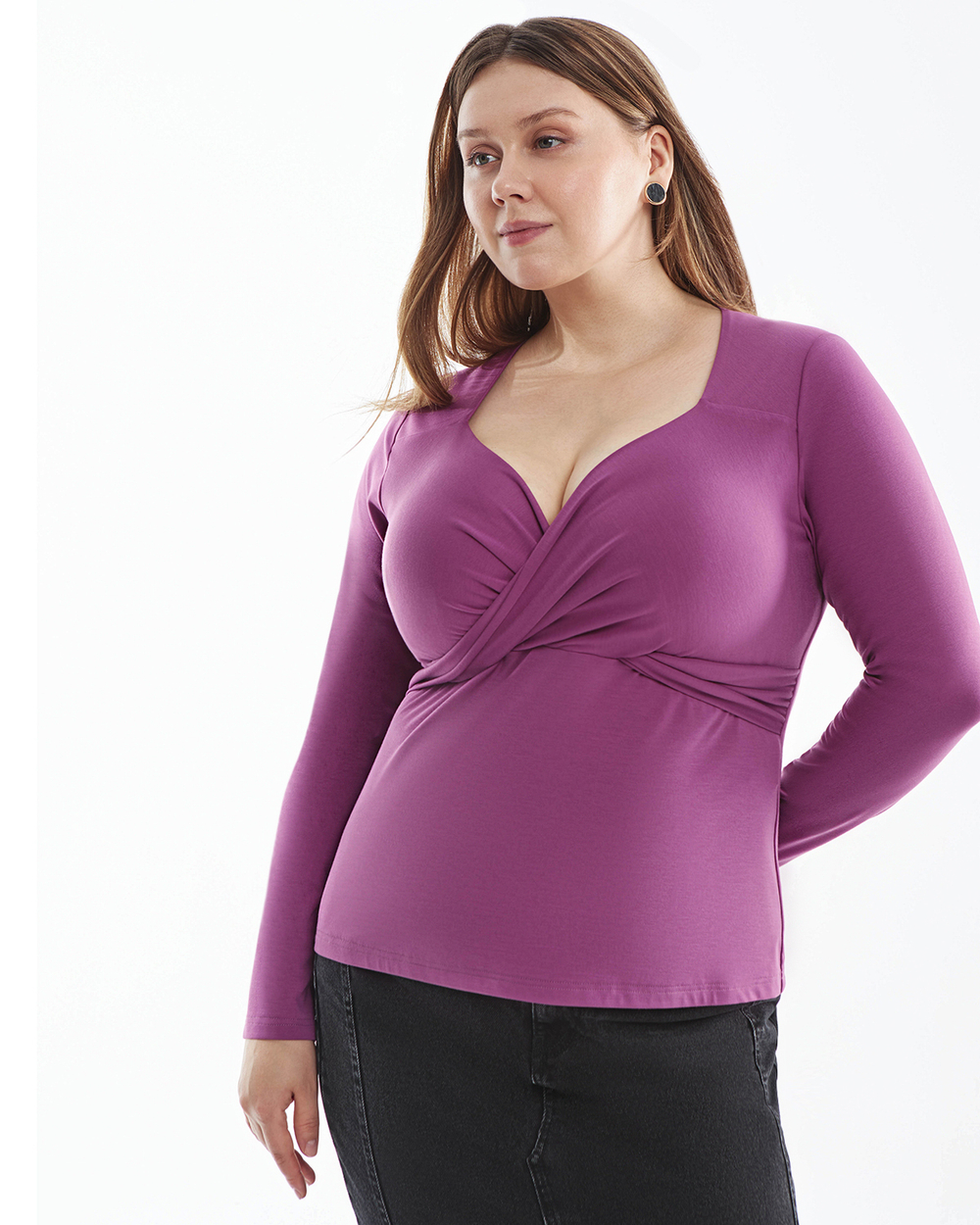 Топ с вырезом