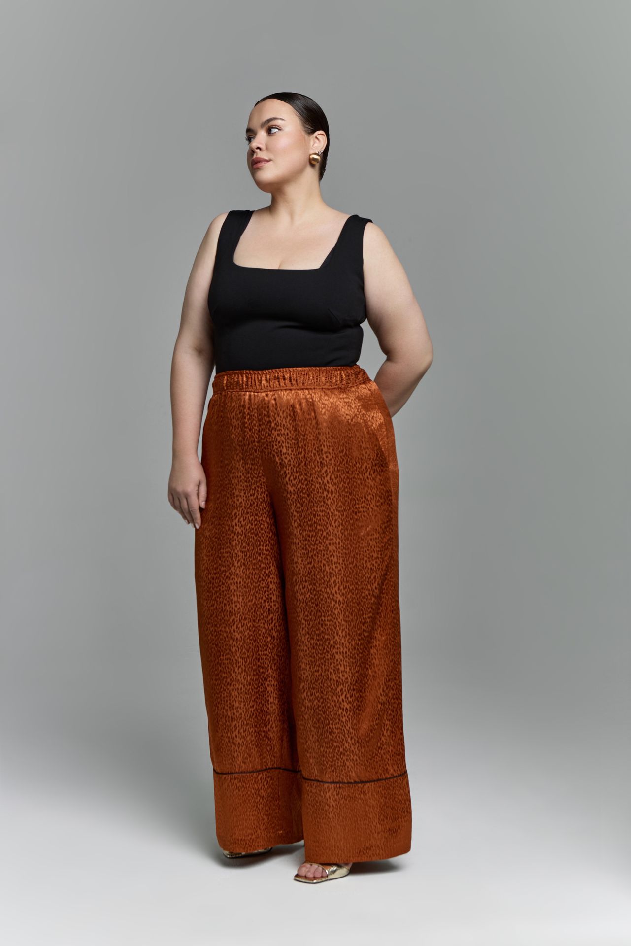 Брюки с кантом SECRET