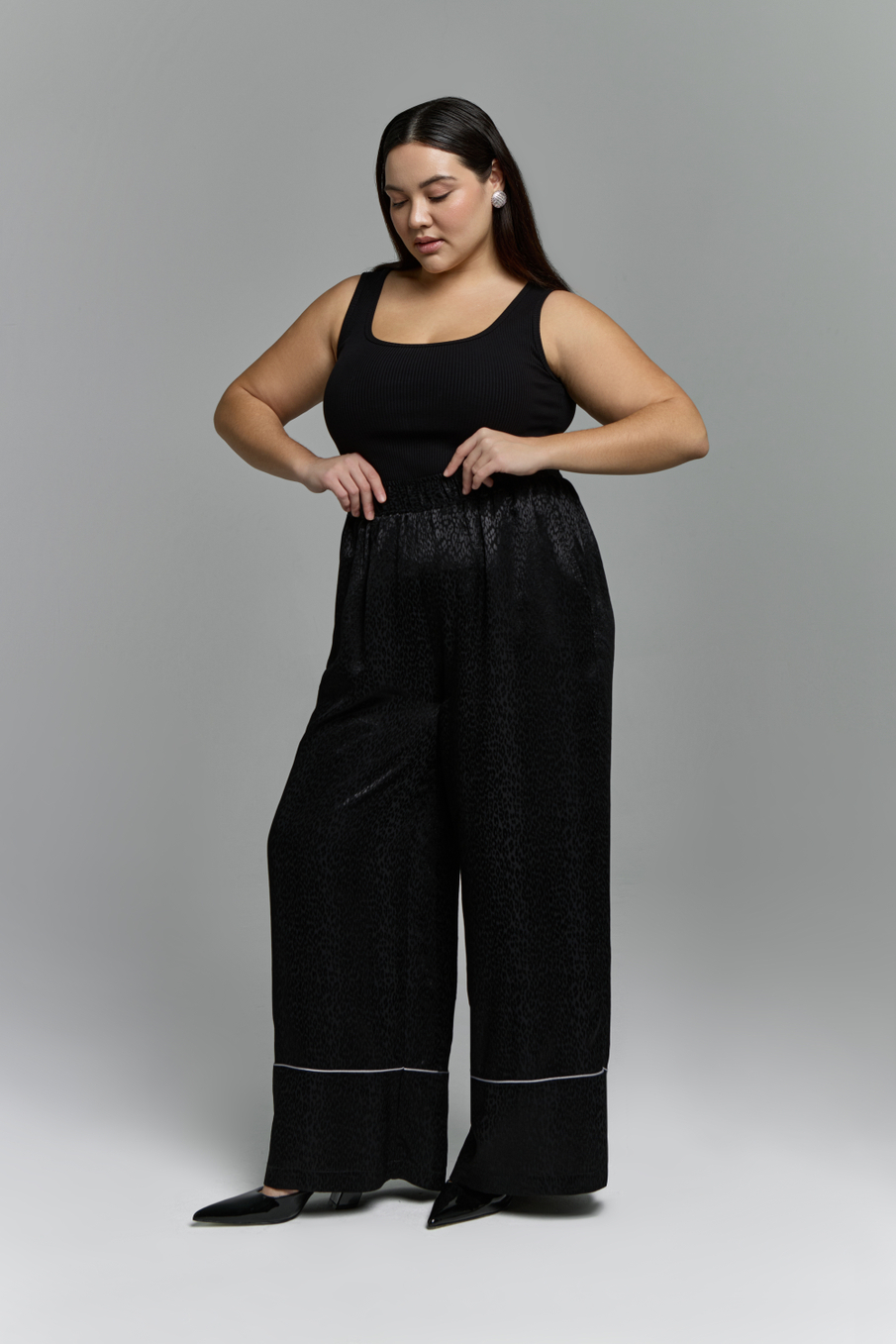 Брюки с кантом SECRET