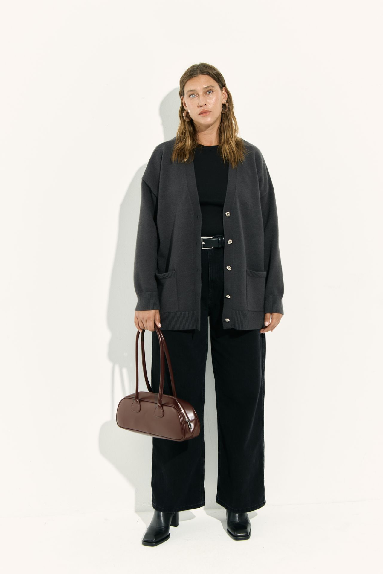 Кардиган с металлическими пуговицами