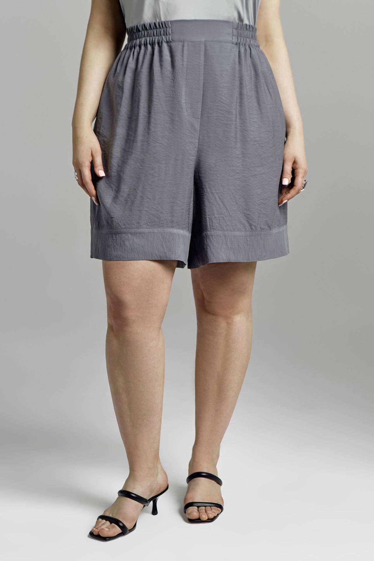 Шорты струящиеся