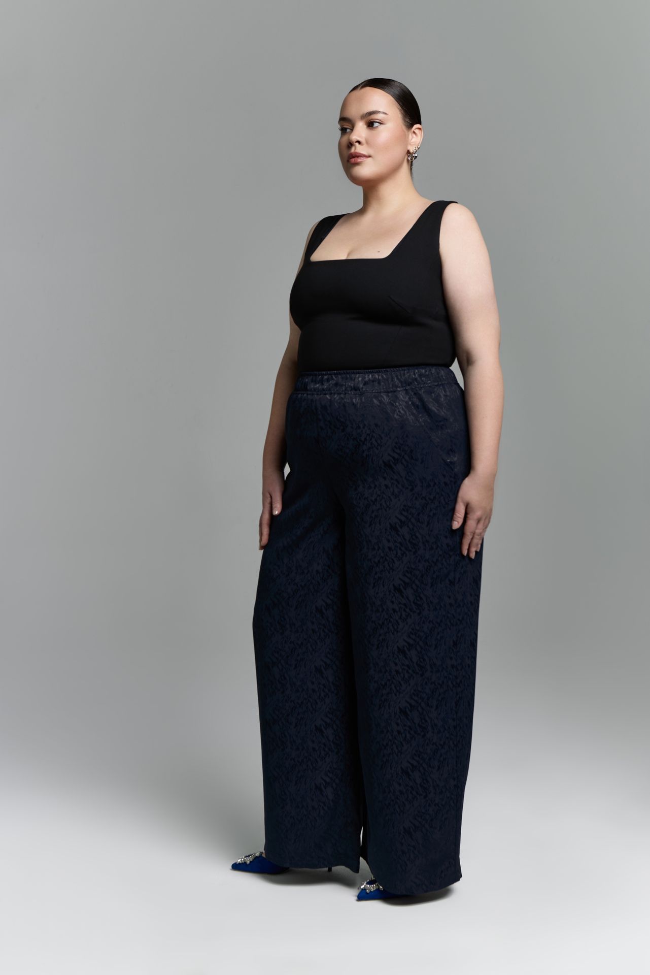 Брюки из вискозы HILTON