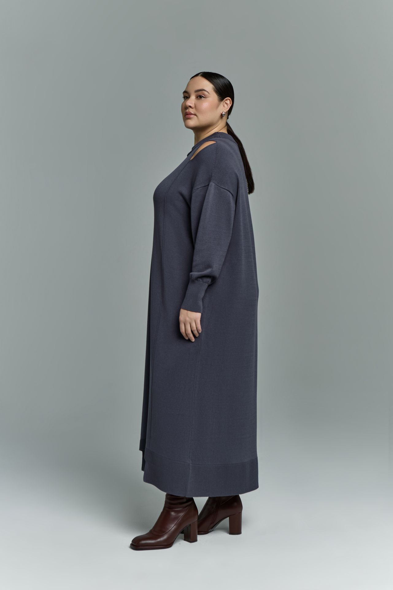 Платье с разрезами LEELOO