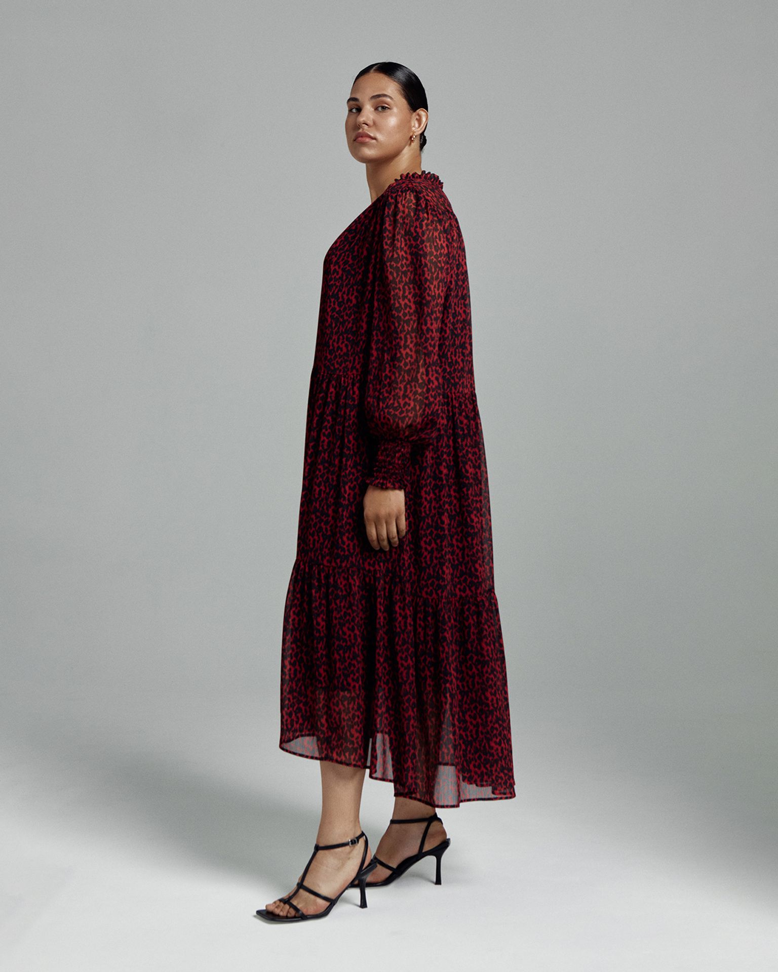 Платье шифоновое