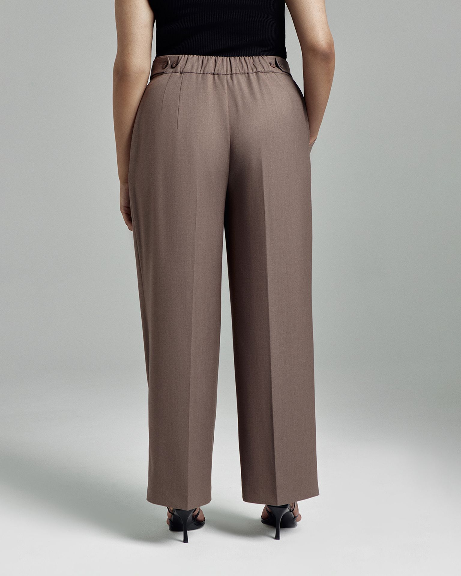 Брюки прямые на резинке