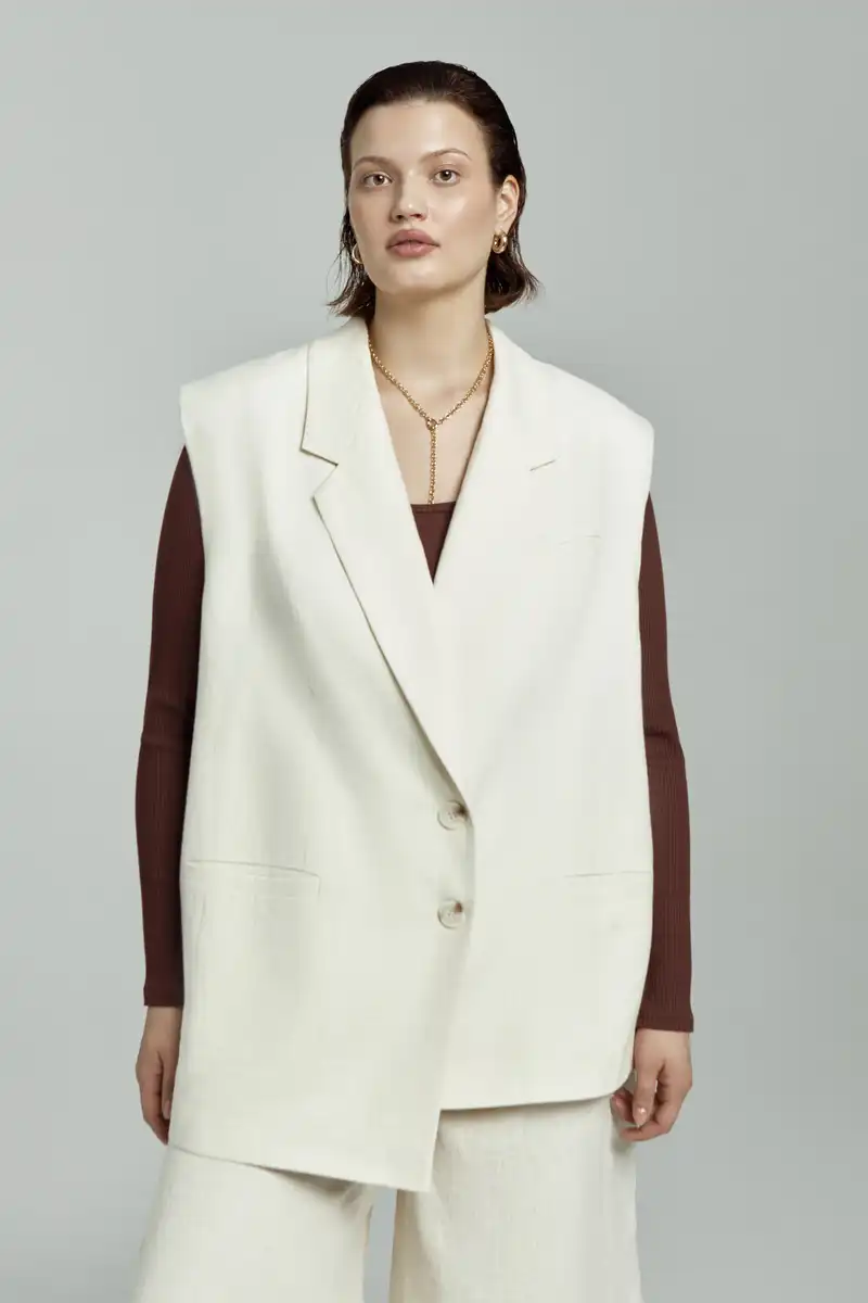 Жилет льняной