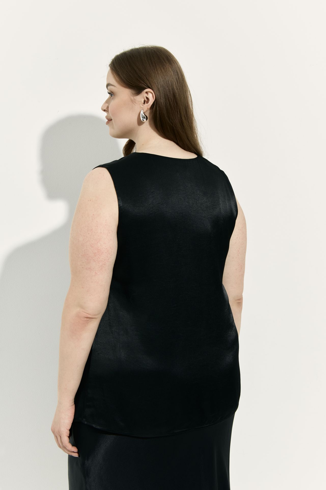 Топ струящийся NAVSEGDA