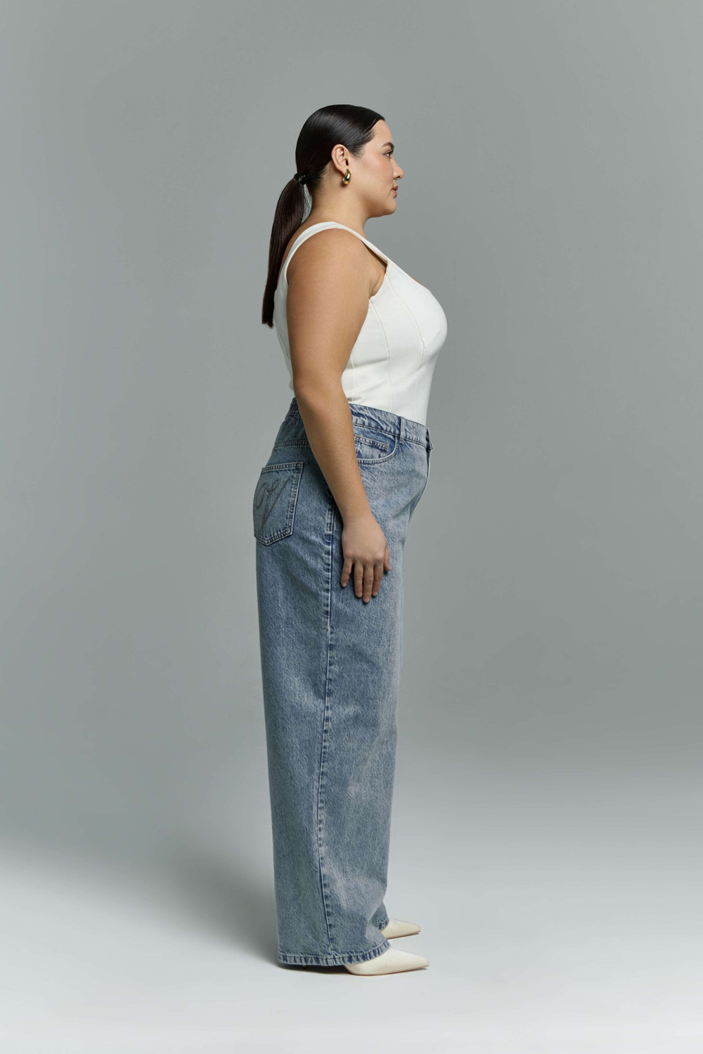 Джинсы с вышивкой Бритни