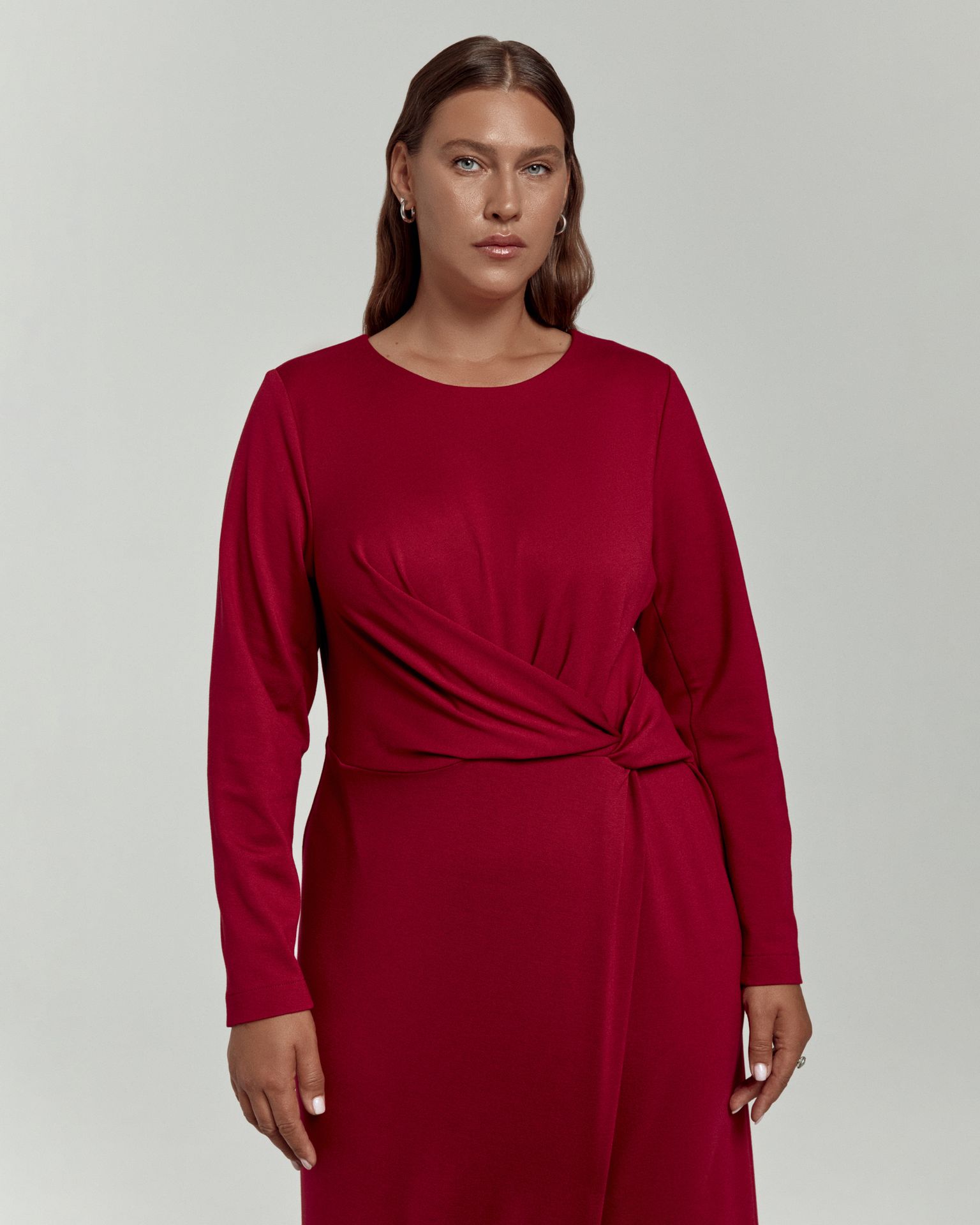 Платье трикотажное с узлом