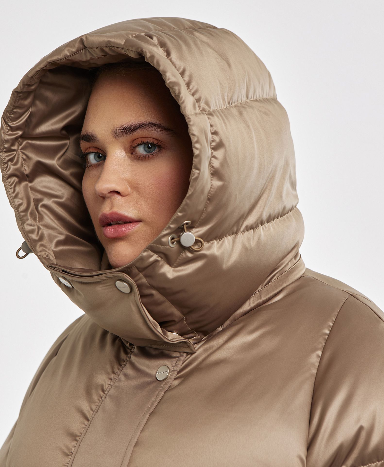 Пуховик короткий