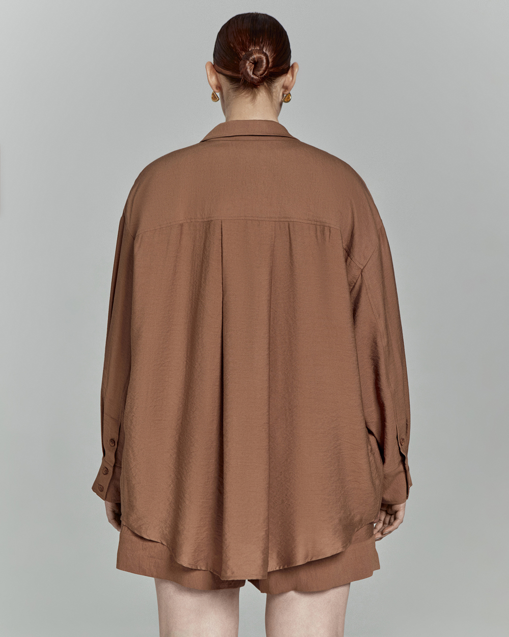 Рубашка оверсайз струящаяся