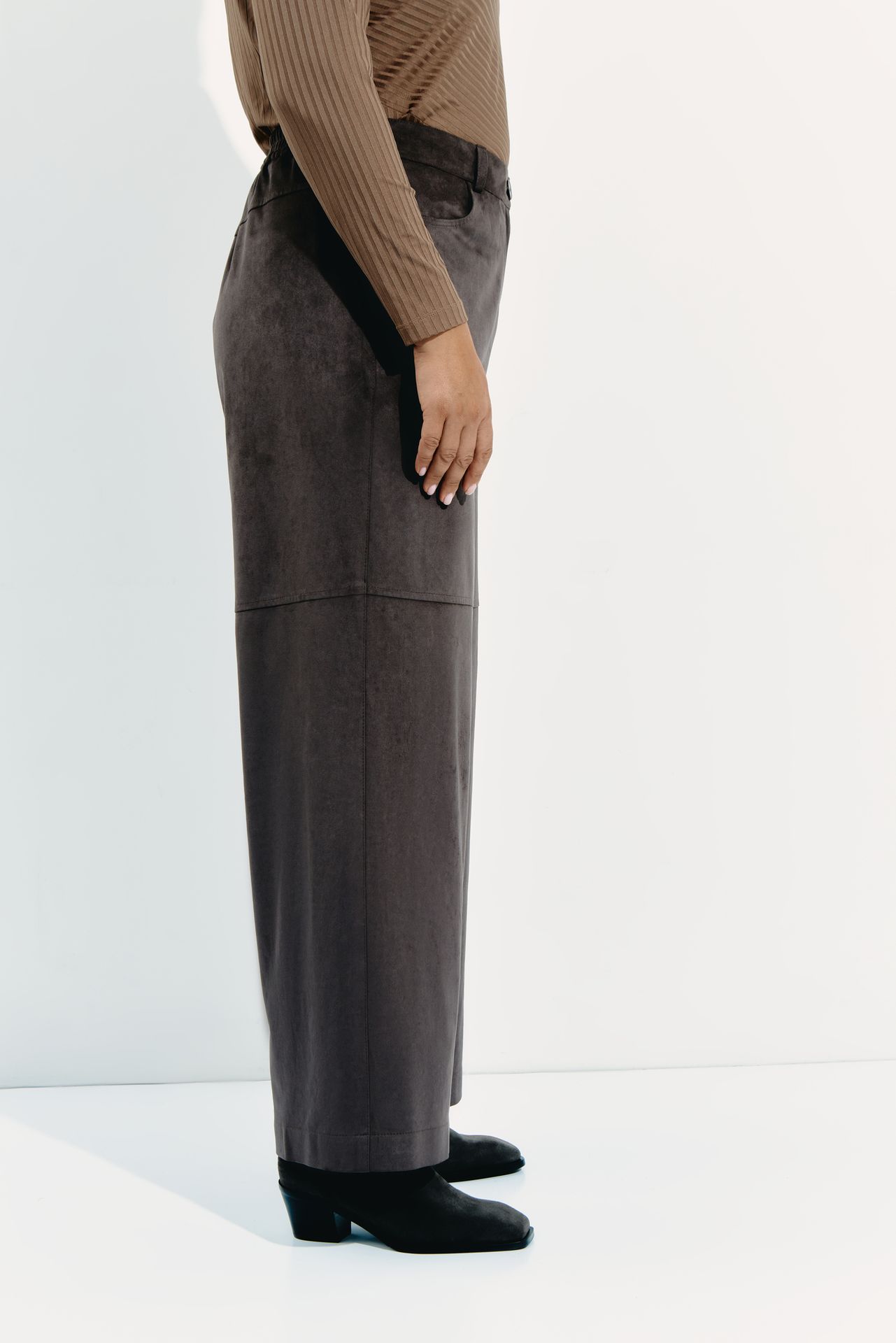 Брюки замшевые NAOMI