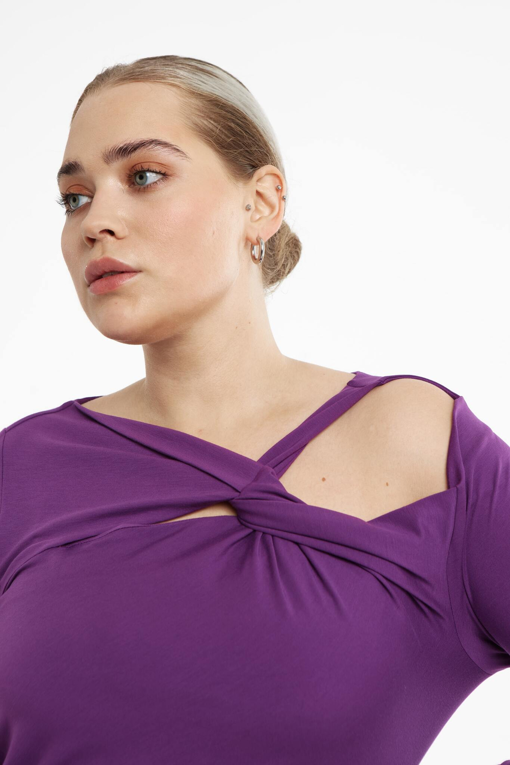 Асимметричное платье мини