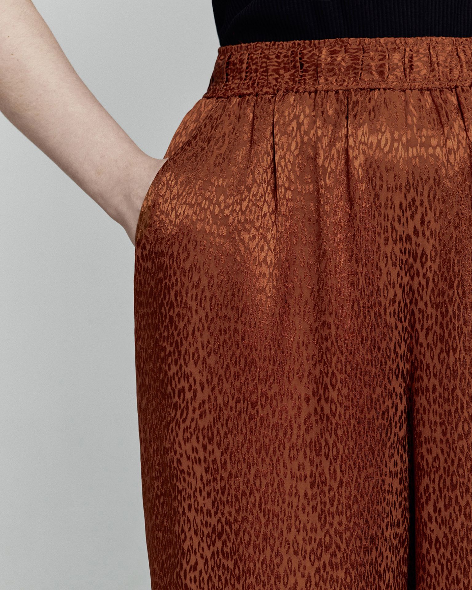 Брюки струящиеся