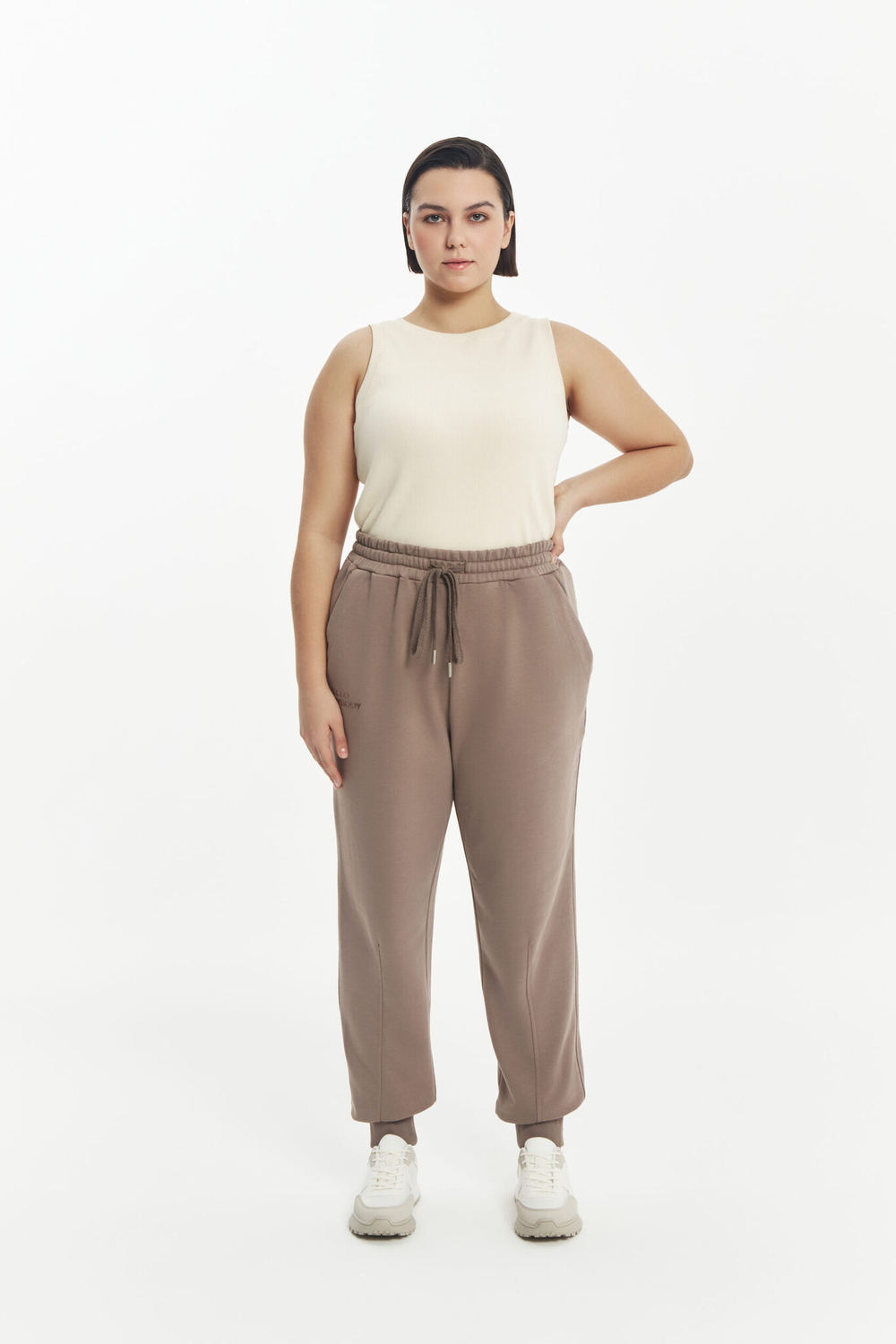 Брюки-джоггеры