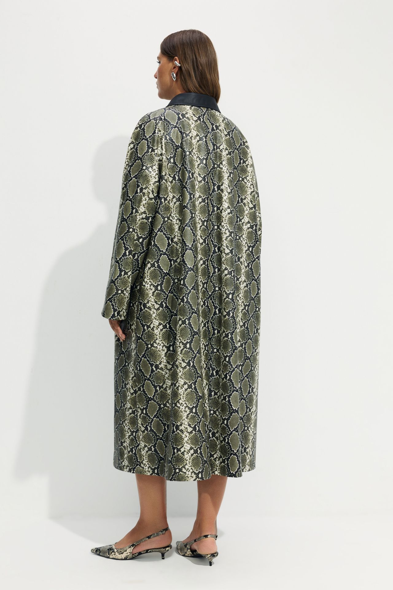 Плащ КИНСКИ