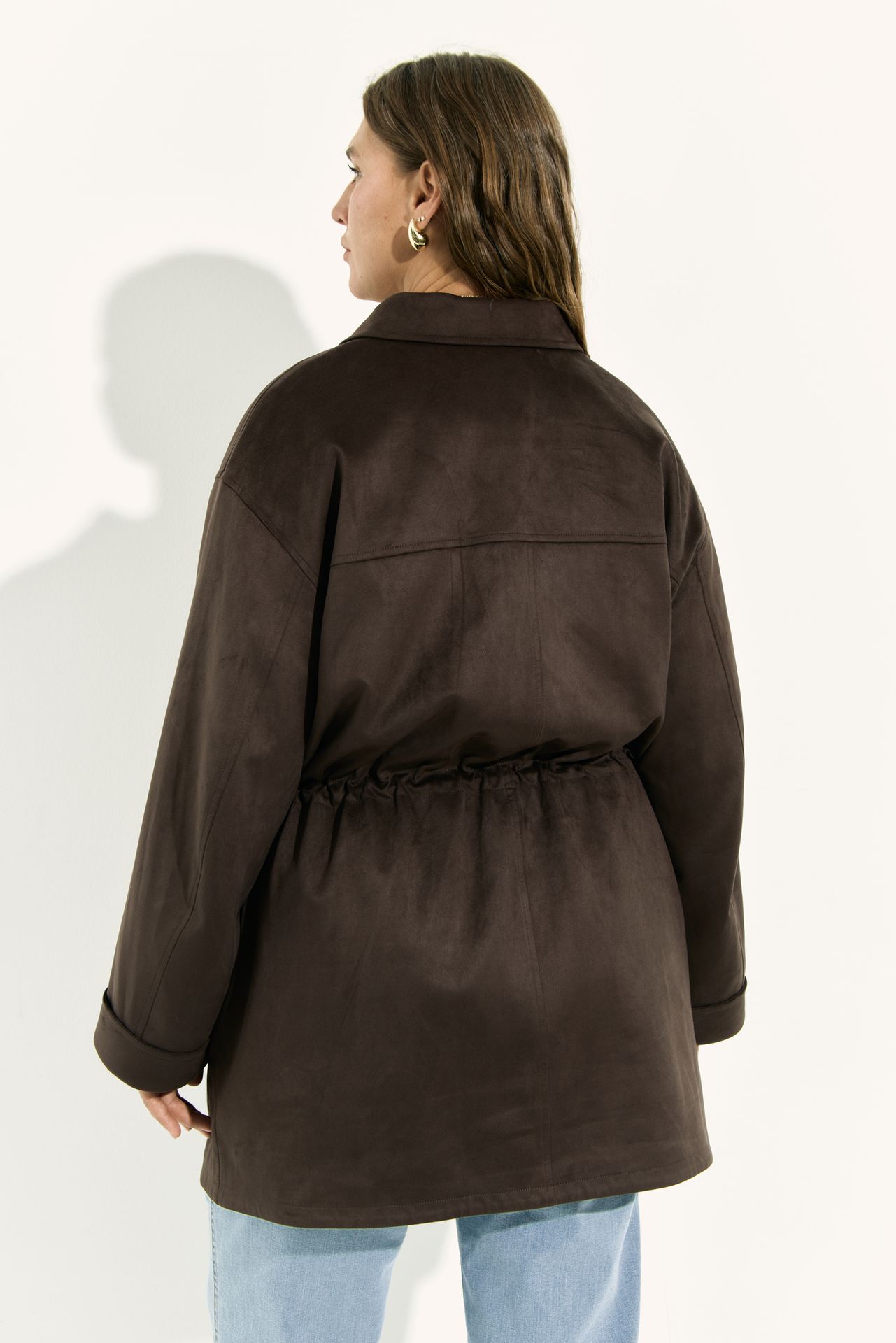 Куртка-ветровка