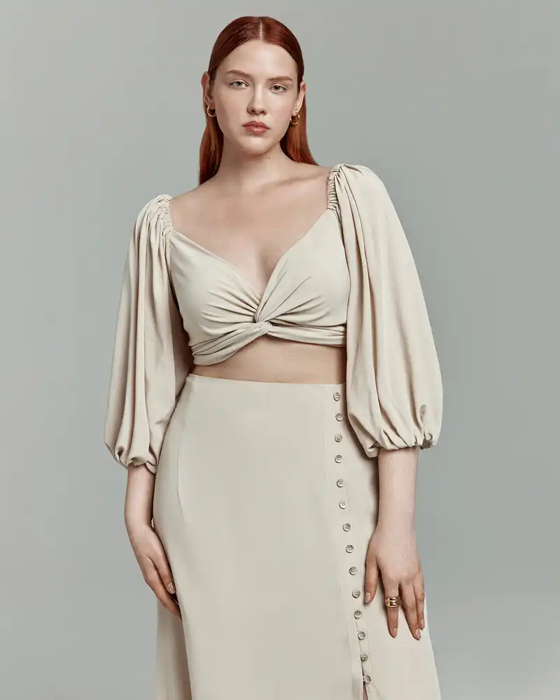 Топ укороченный