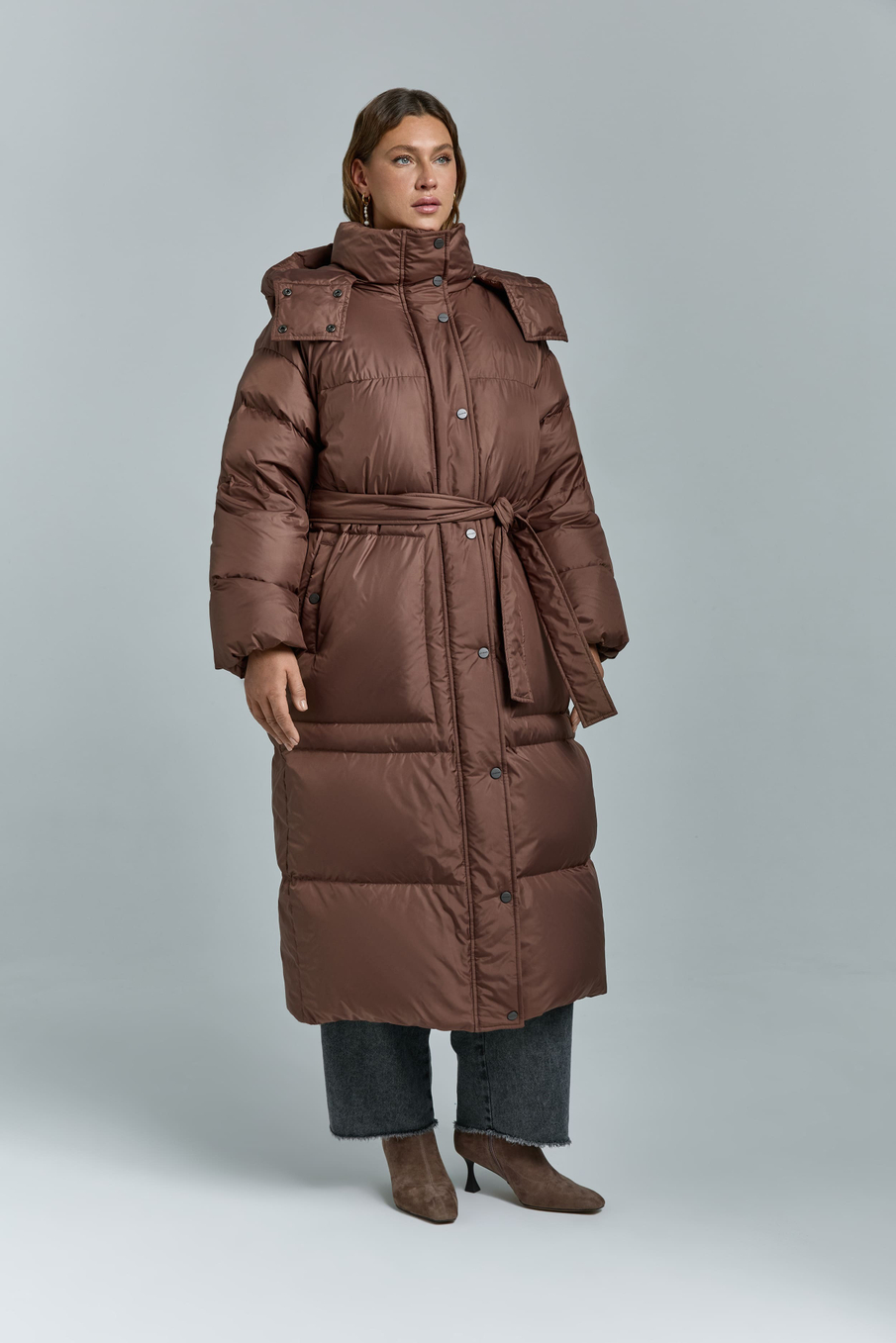 Пуховик длинный с премиальным наполнителем RENE