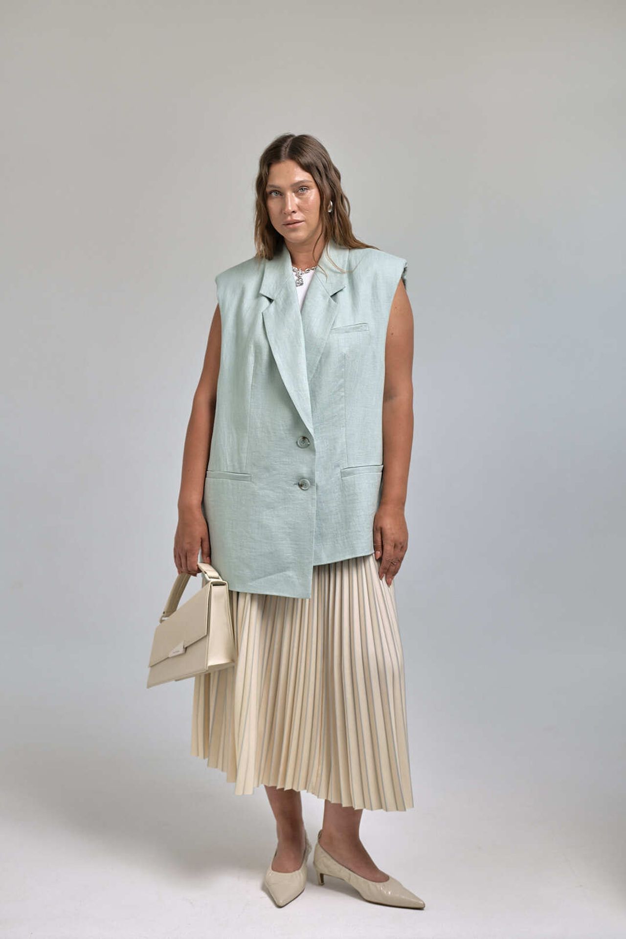 Жилет льняной