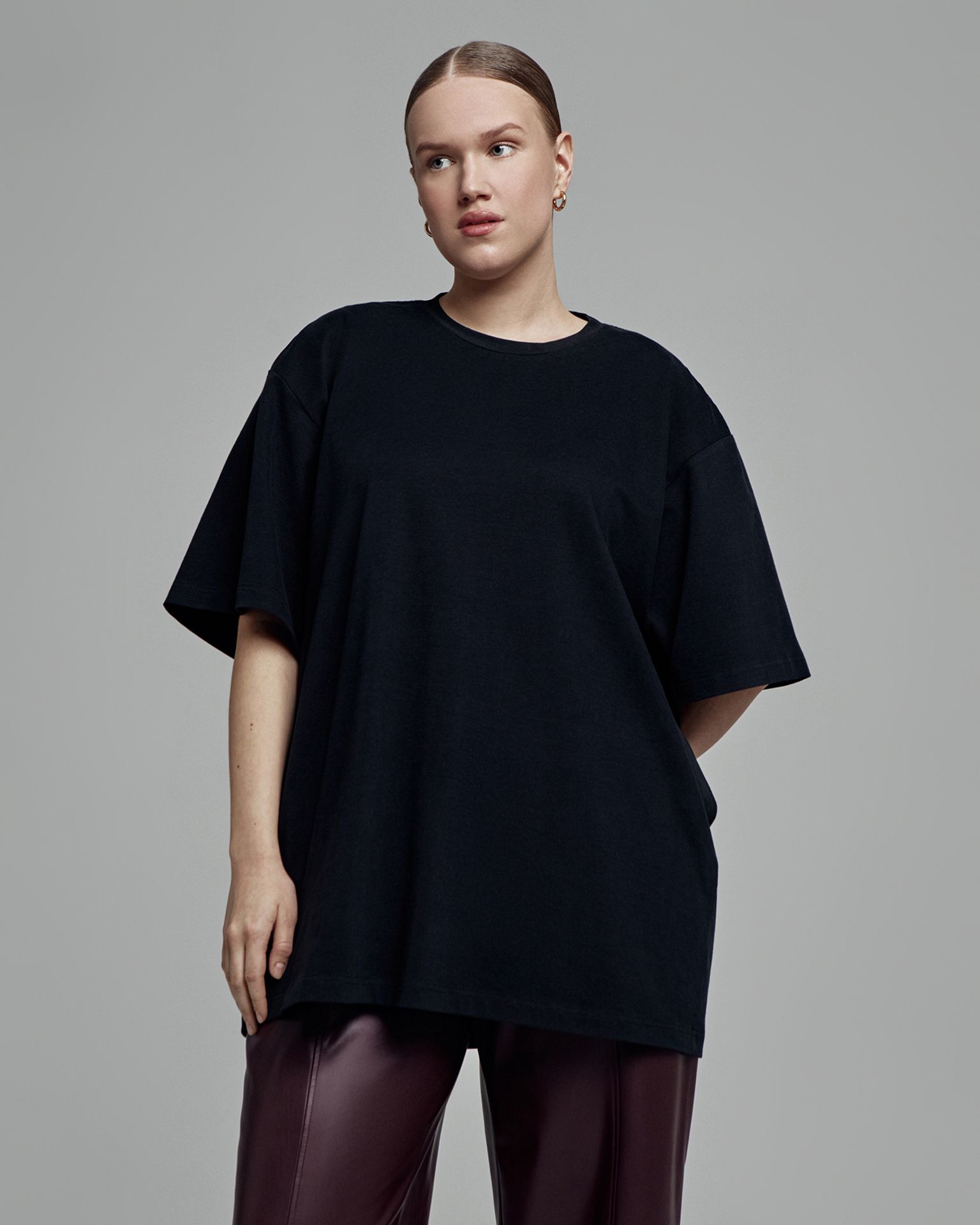 Футболка с бархатистой фактурой NAVSEGDA