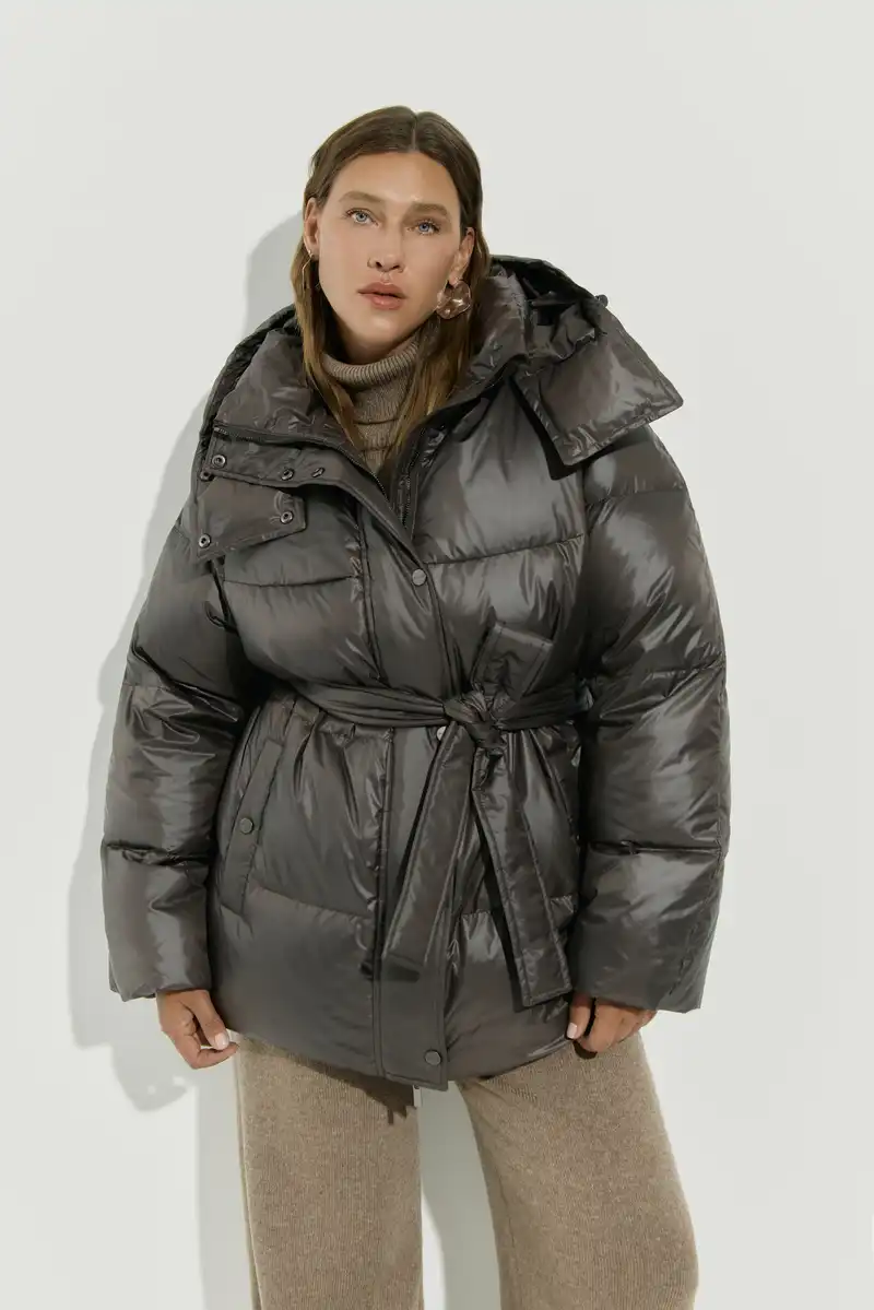 Пуховик с премиальным наполнителем RENE