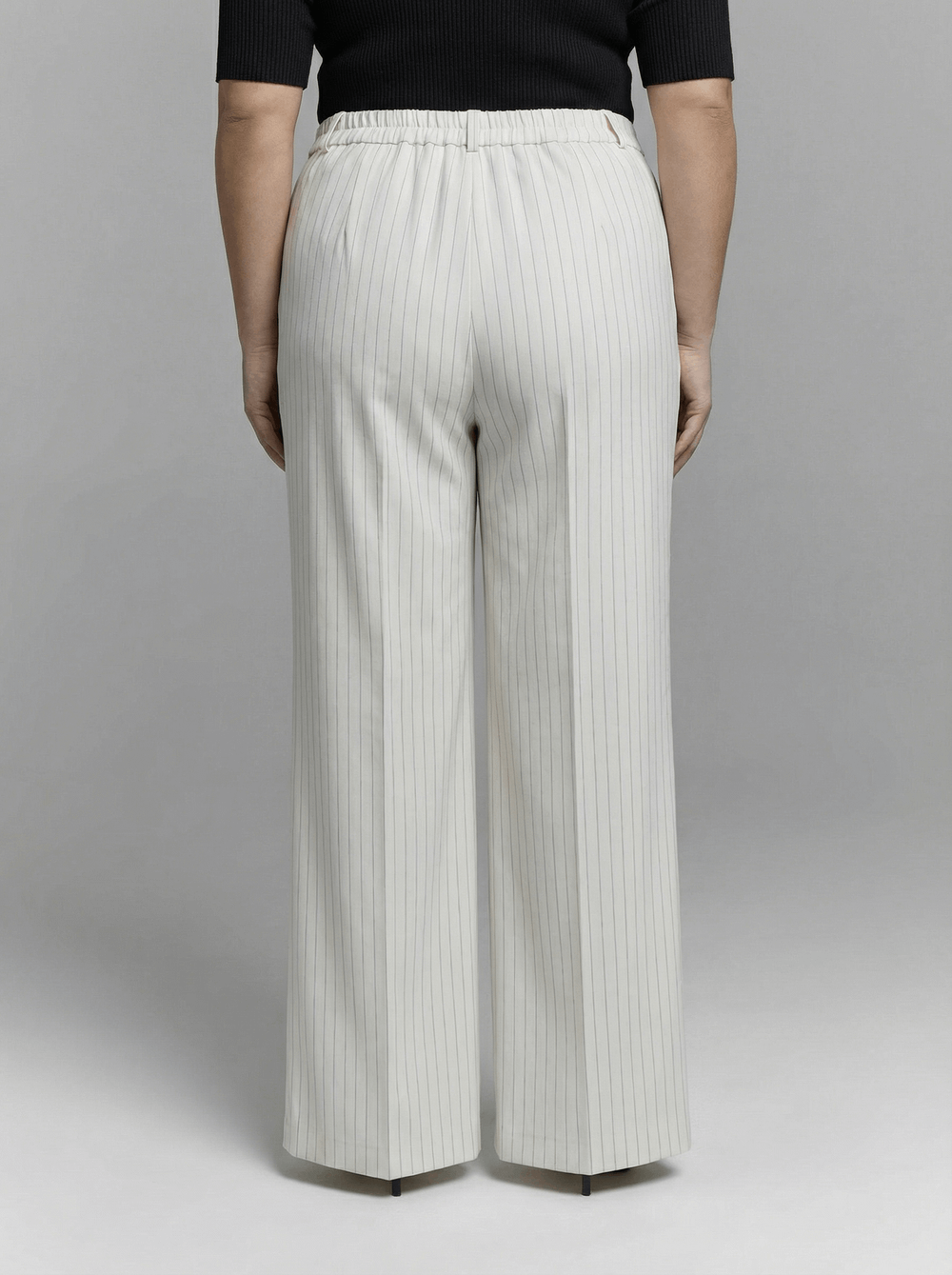 Брюки со стрелками SHIFT