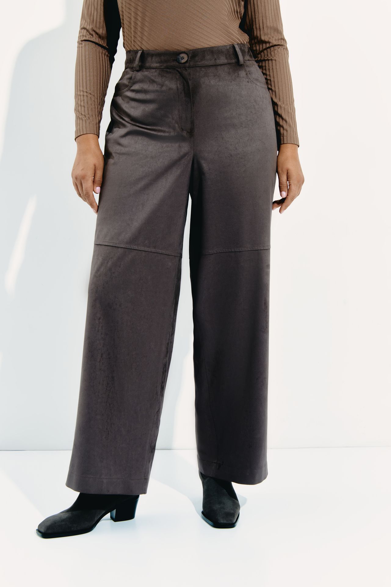 Брюки замшевые NAOMI