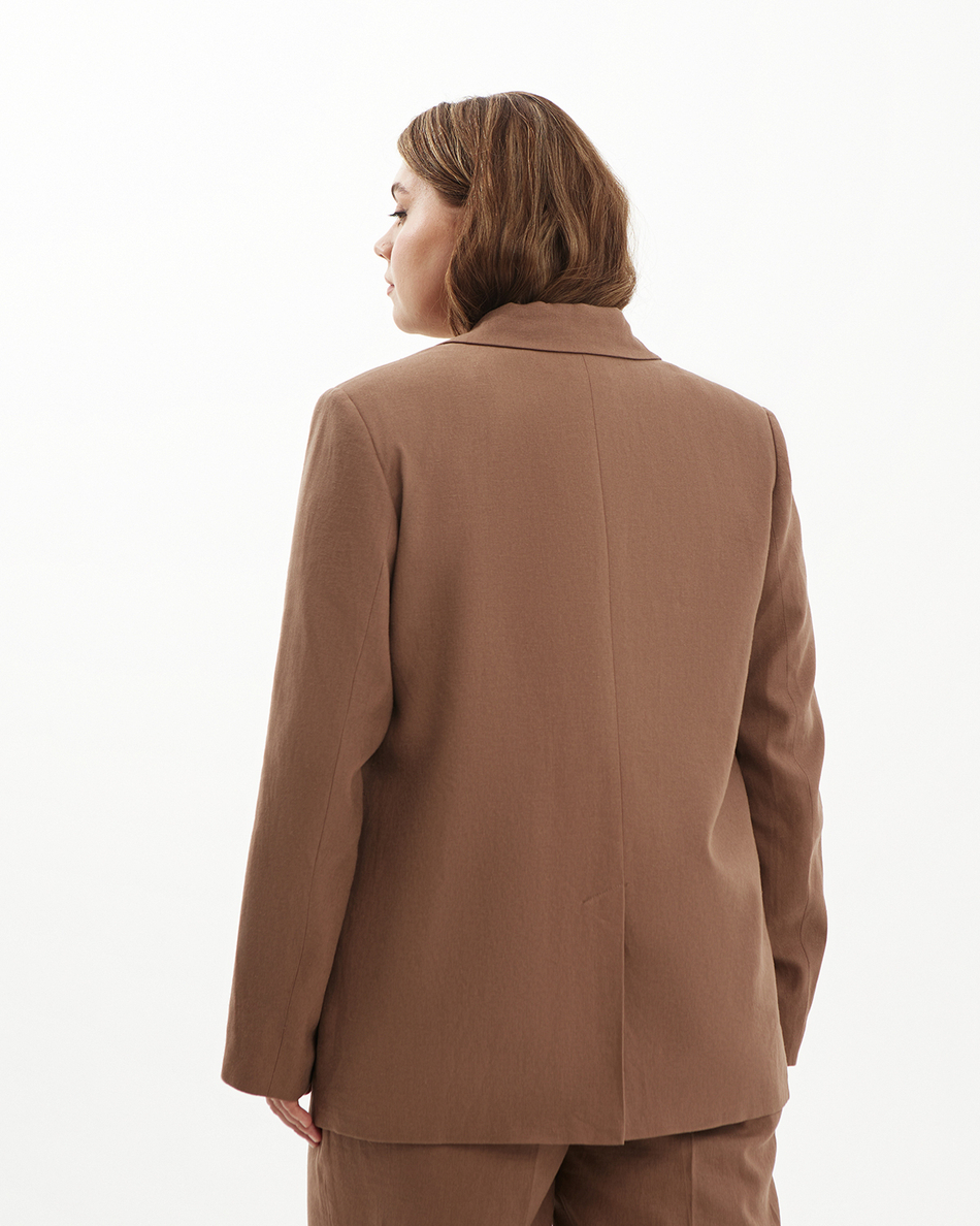 Льняной жакет