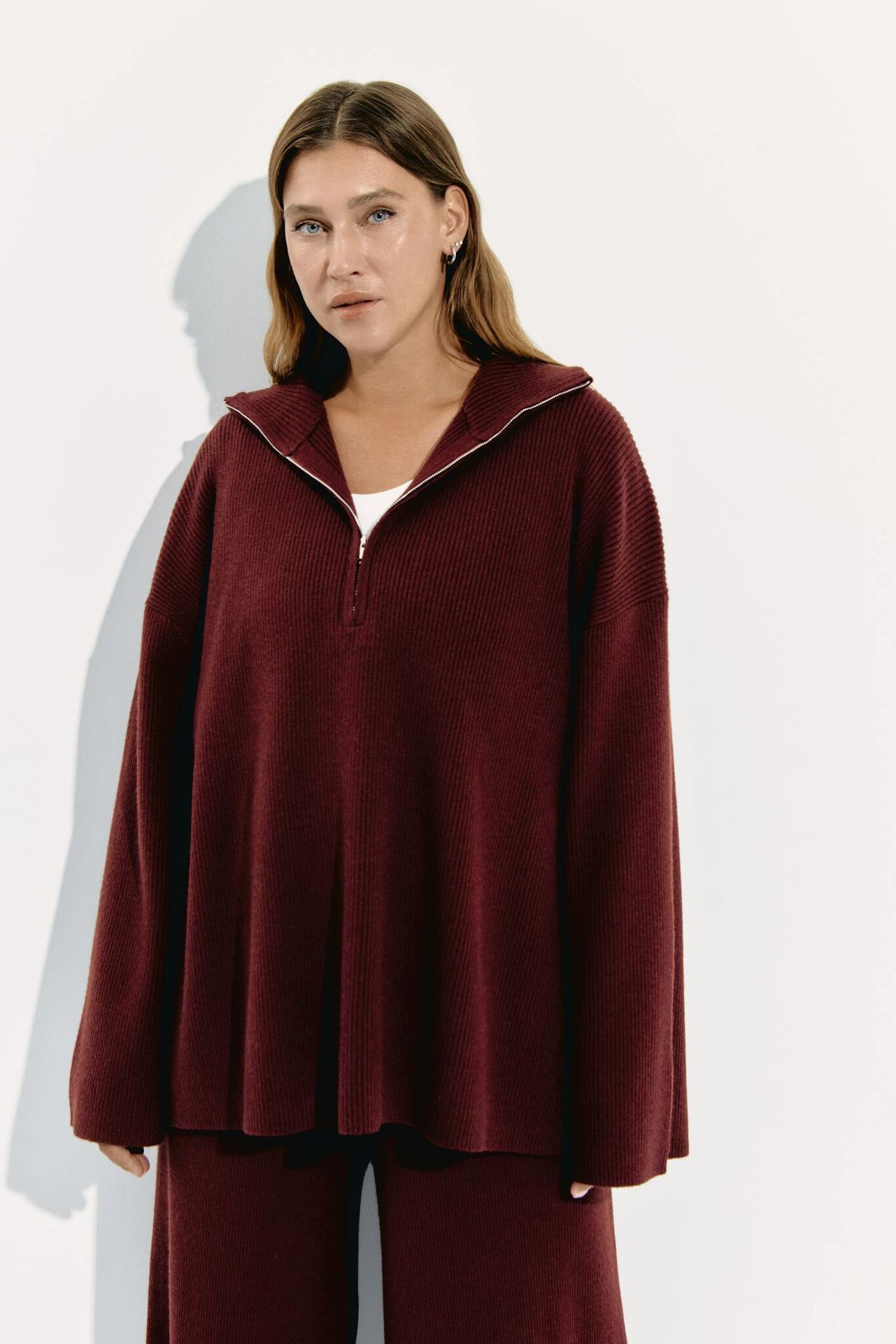 Джемпер с молнией