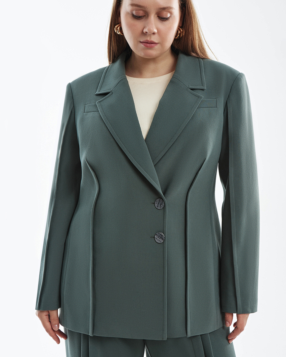 Жакет с защипами